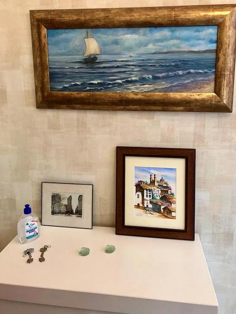 Apartamento a 50 metros de la playa malagueta con vistas al mar