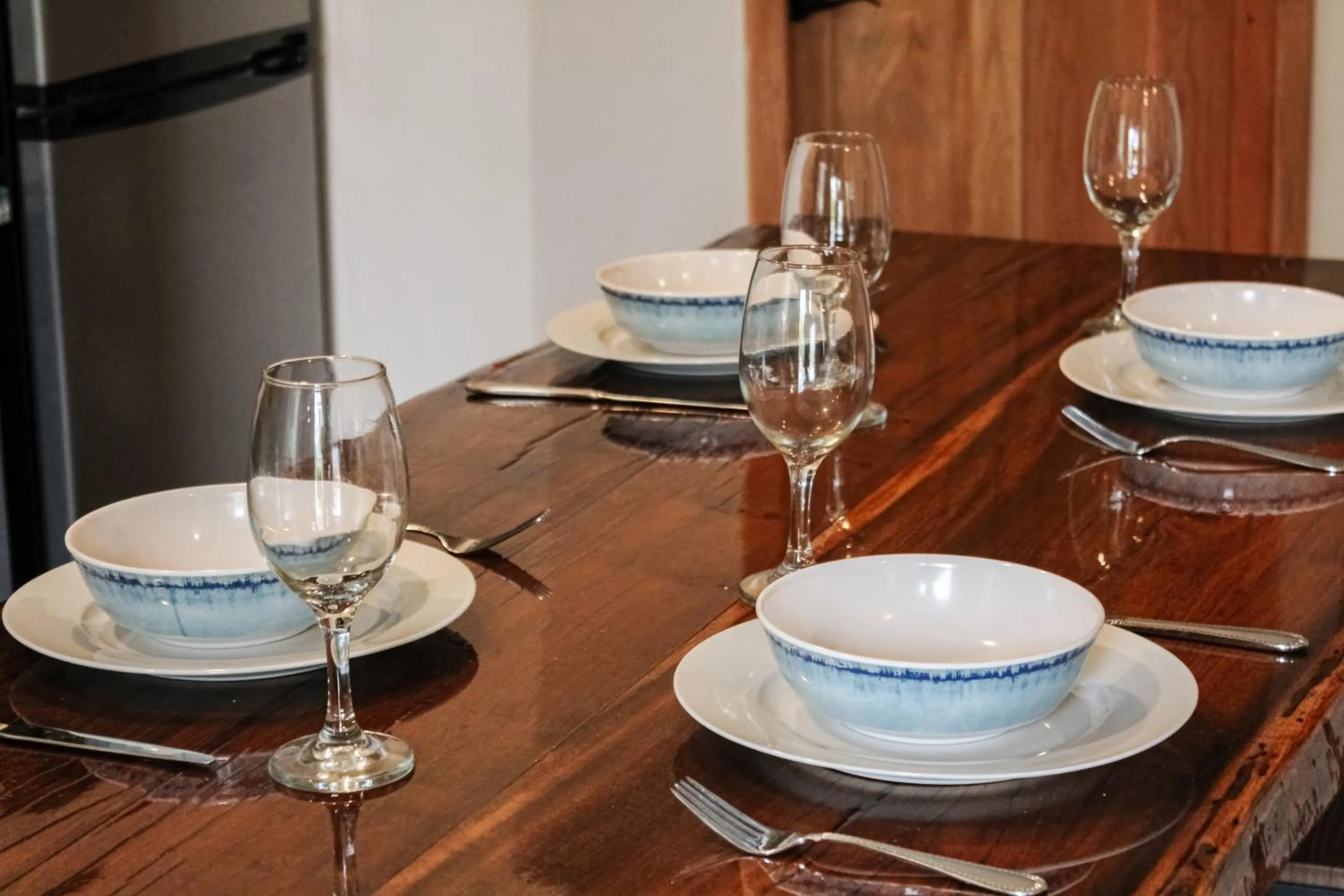 Dining area in Sapphire Beach Resort