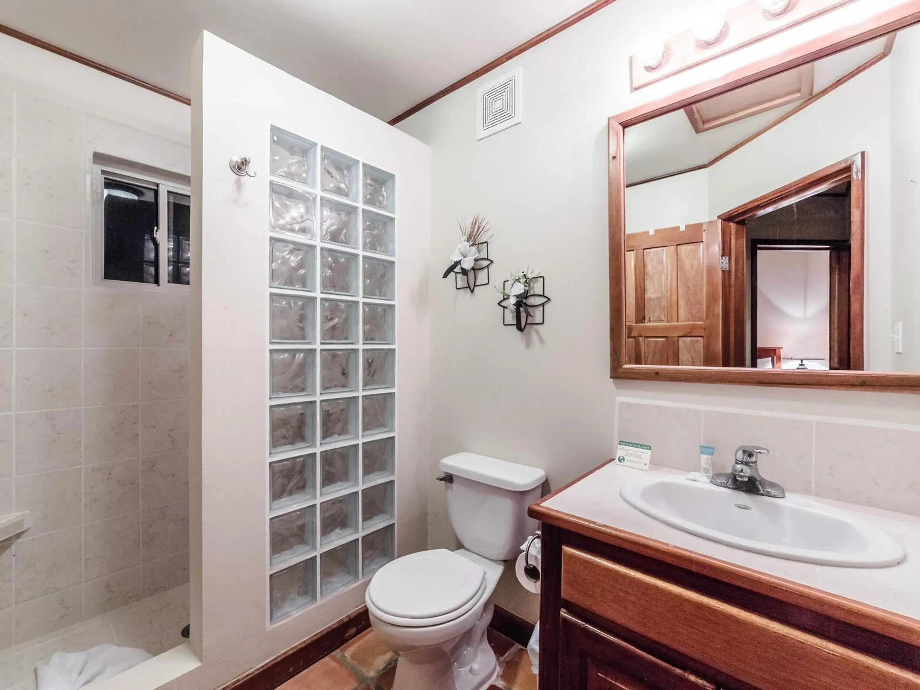 Bathroom in Sapphire Beach Resort Bathroom in Sapphire Beach Resort