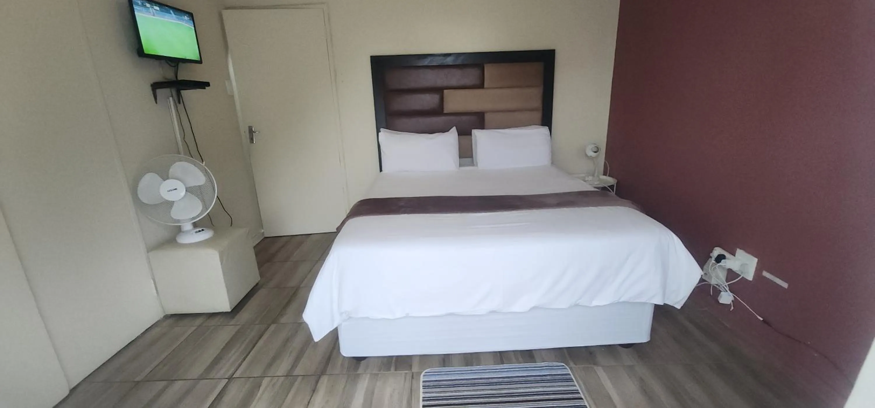 Bed in Carnival View Guest Lodge and spa