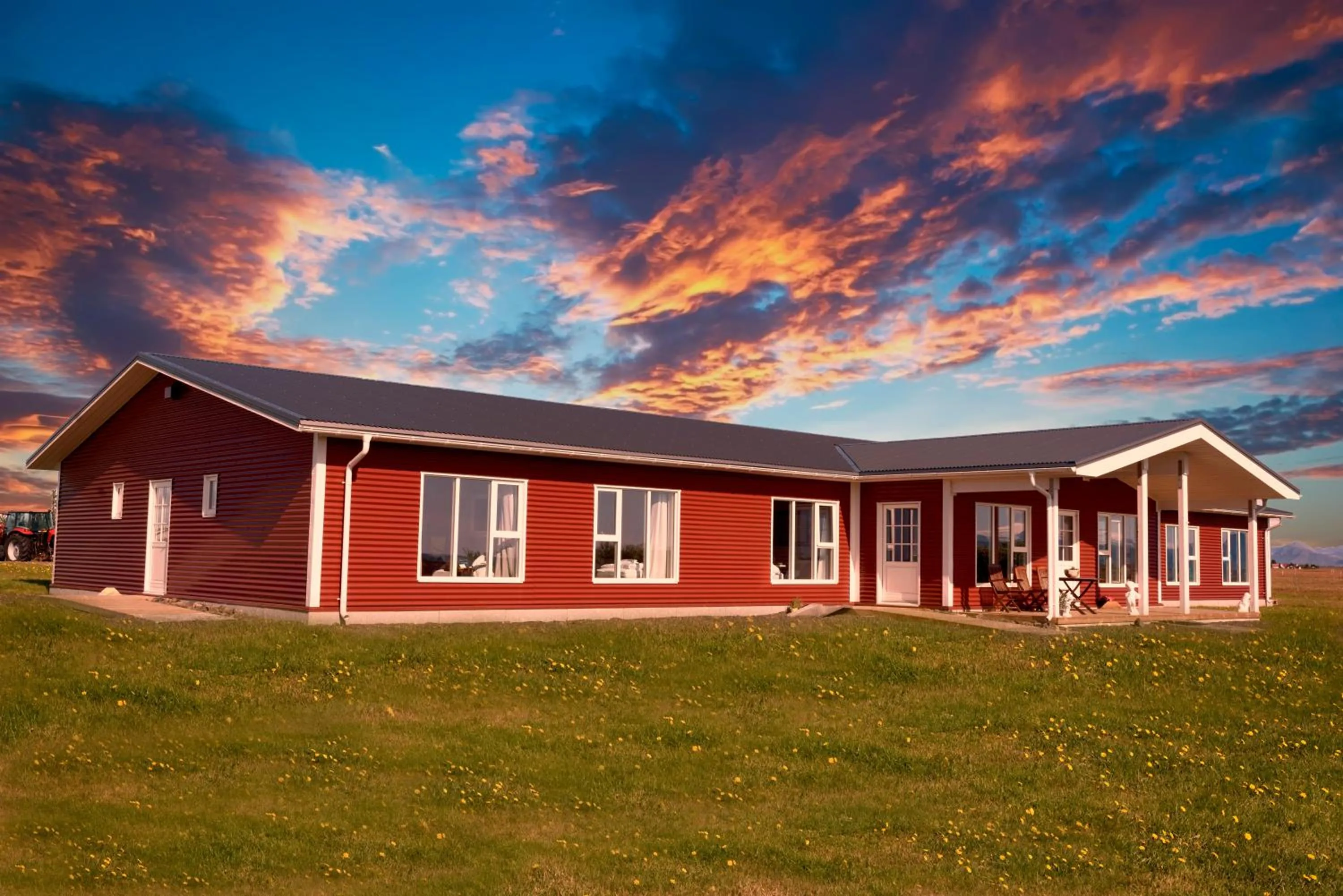 Property building in Loa's Nest