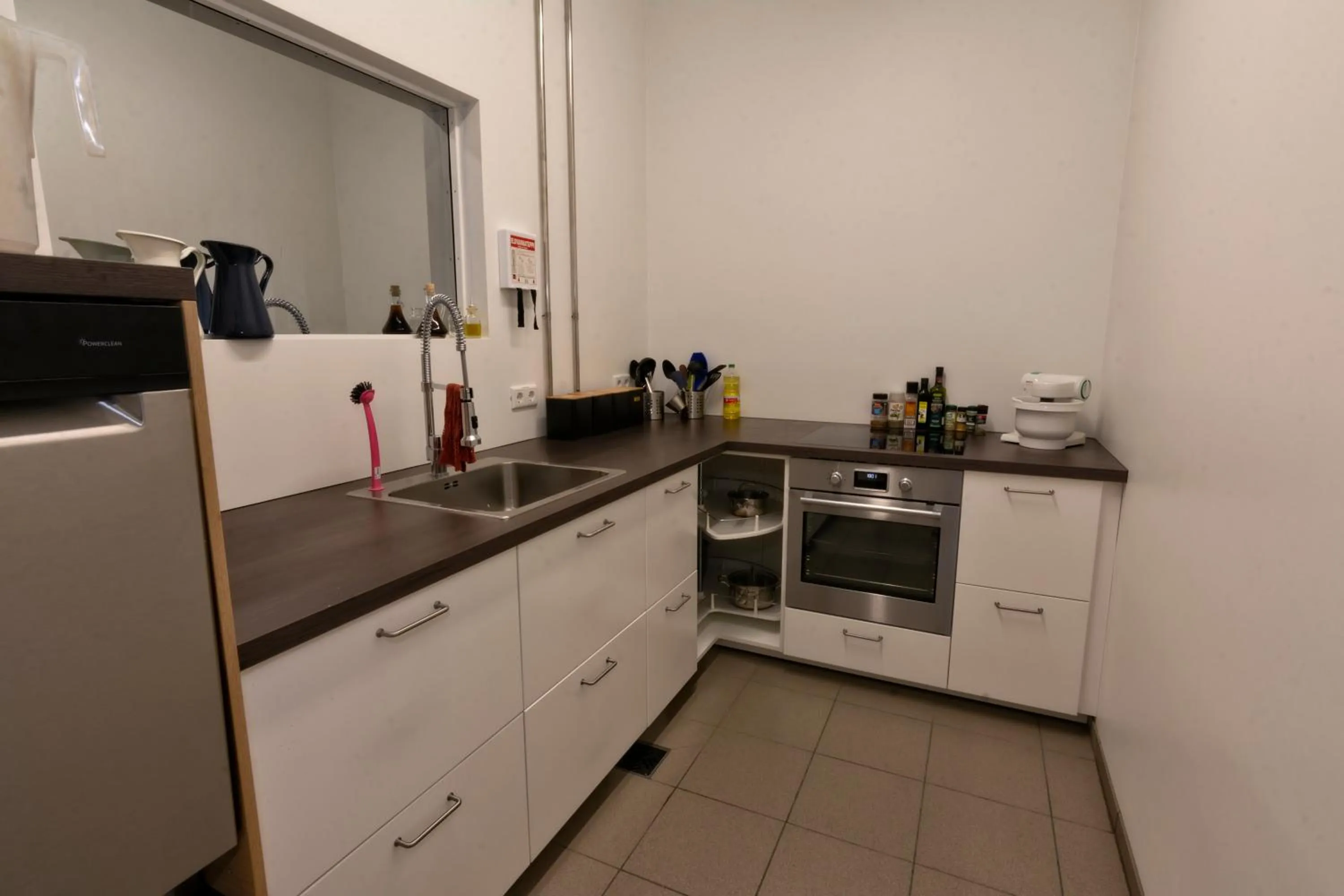 Kitchen or kitchenette in Loa's Nest