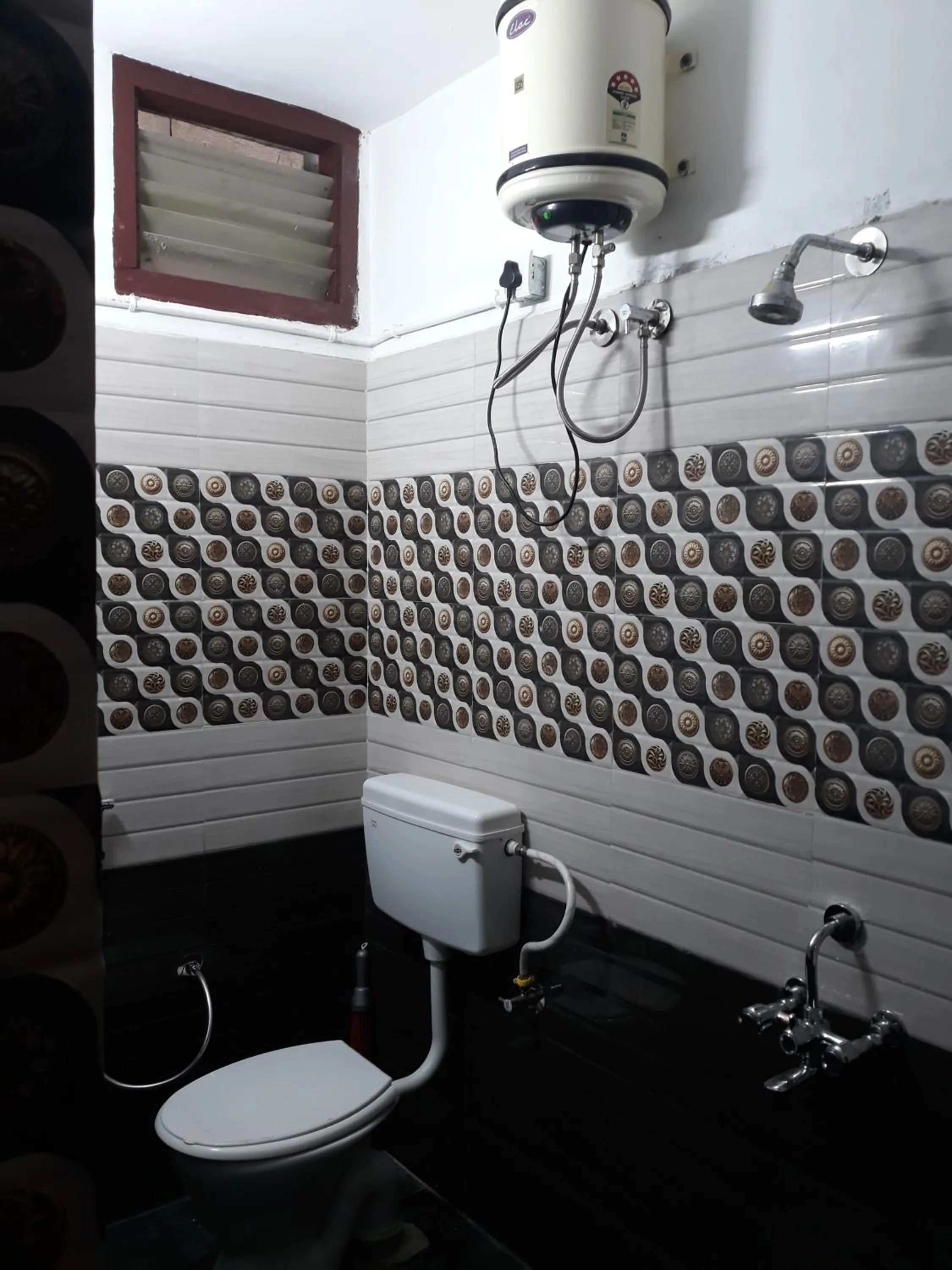 Temple Tree Homes Next to Sankara Nethralaya & Apollo Hospitals Service Apartments With Exclusive Kitchen