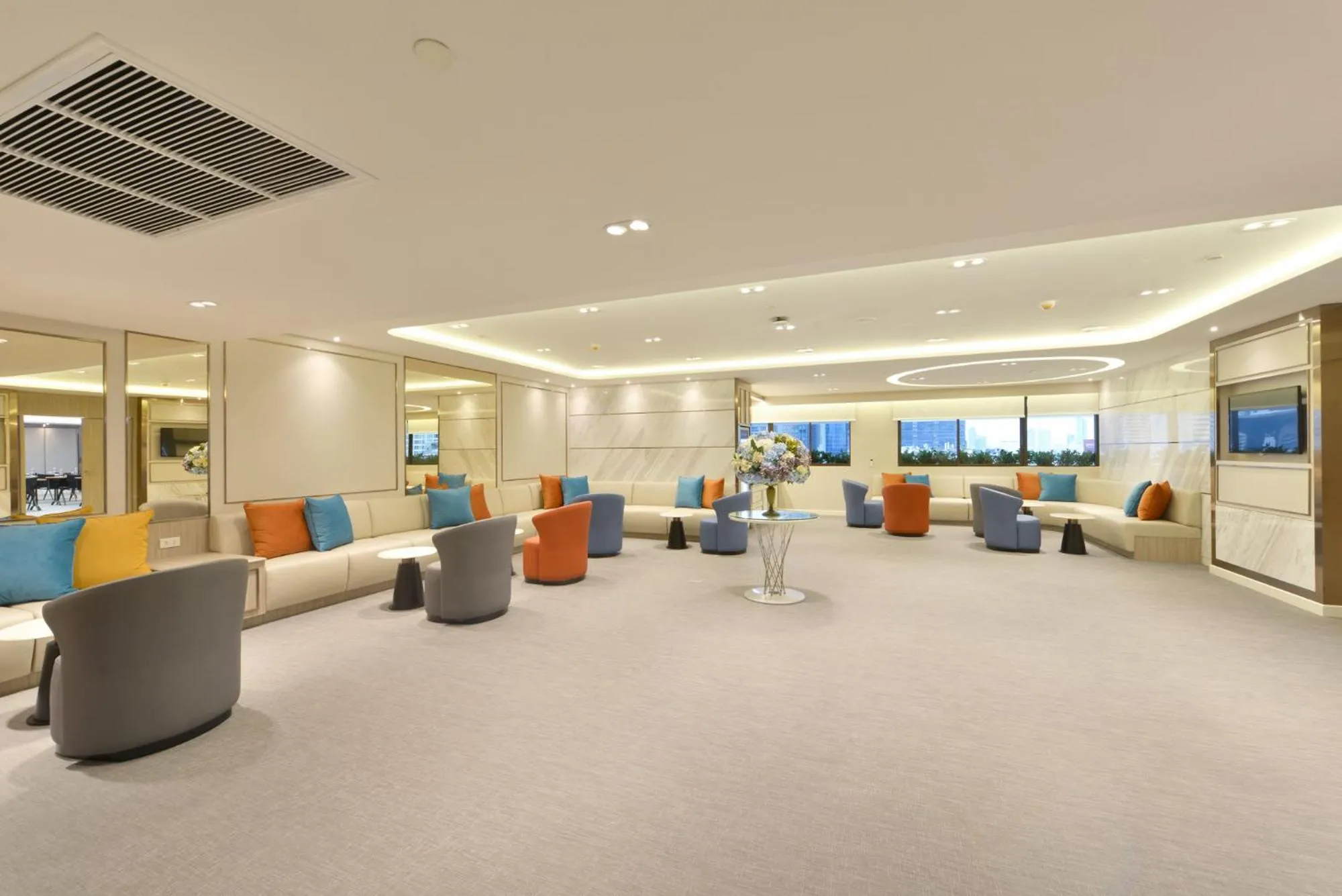 Business facilities in Centre Point Plus Hotel Silom - Newly Renovated