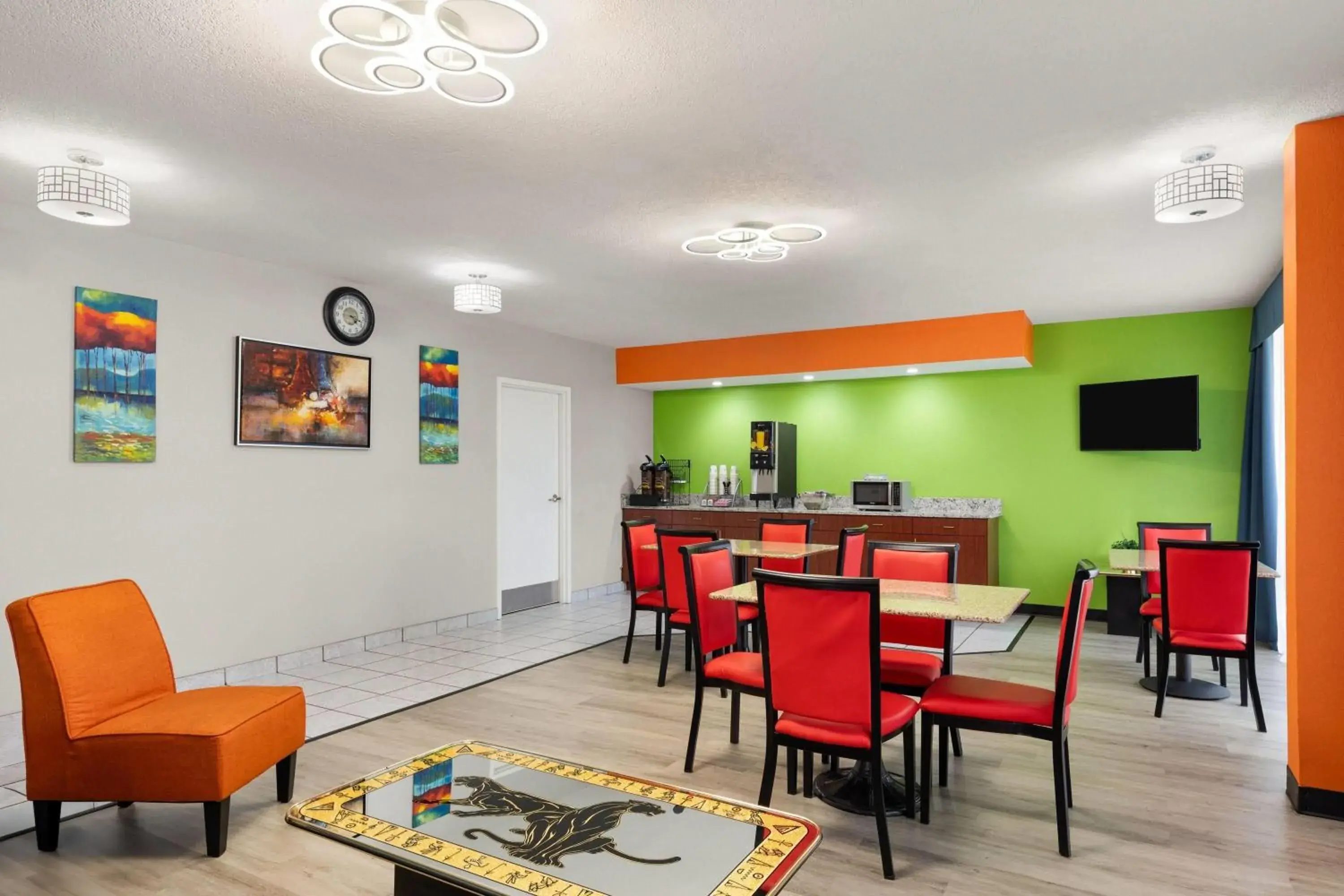 Breakfast in Super 8 by Wyndham Bulls Gap Greeneville Area Breakfast in Super 8 by Wyndham Bulls Gap Greeneville Area