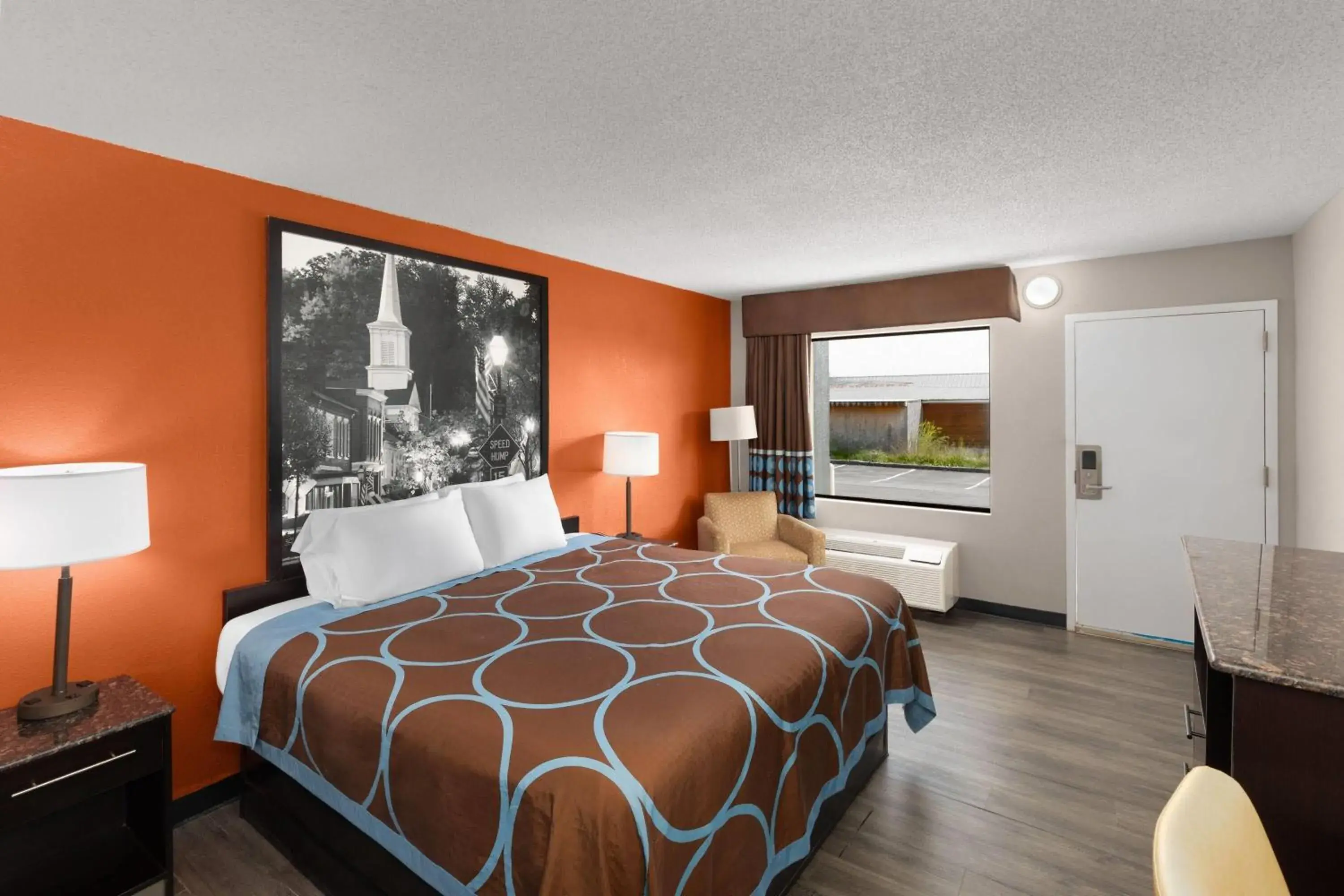 Photo of the whole room, Bed in Super 8 by Wyndham Bulls Gap Greeneville Area Photo of the whole room, Bed in Super 8 by Wyndham Bulls Gap Greeneville Area