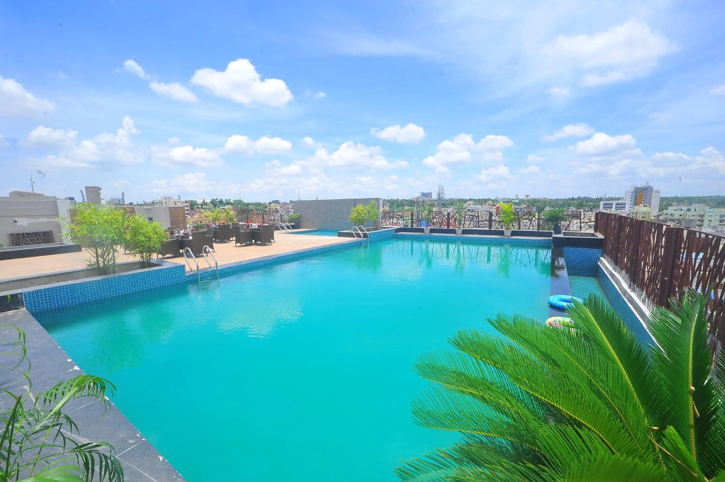 Swimming pool in Pipul Padmaja Premium Hotel