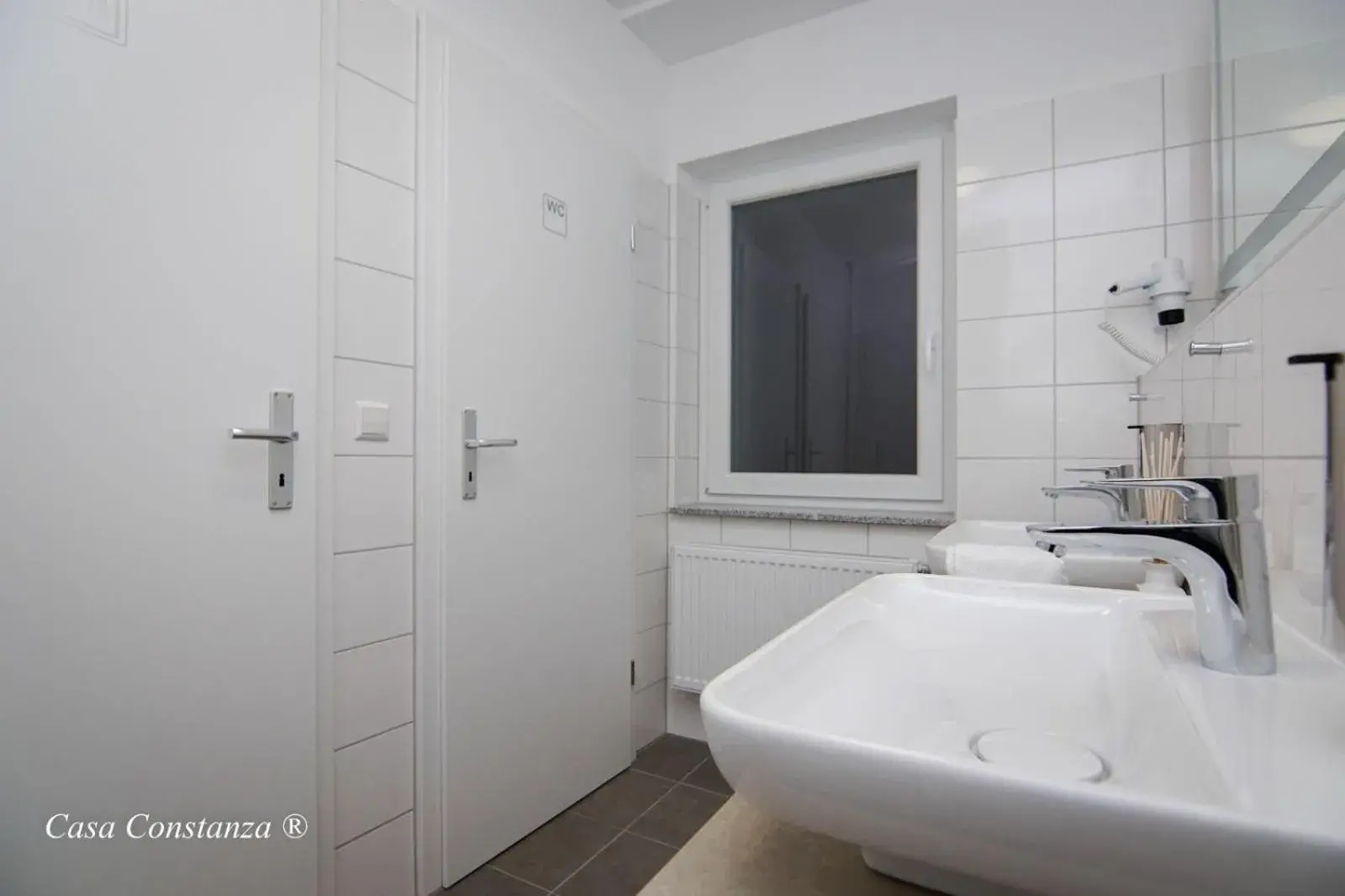 Double Room with Shared Bathroom in Casa Constanza Hotel Garni Double Room with Shared Bathroom in Casa Constanza Hotel Garni