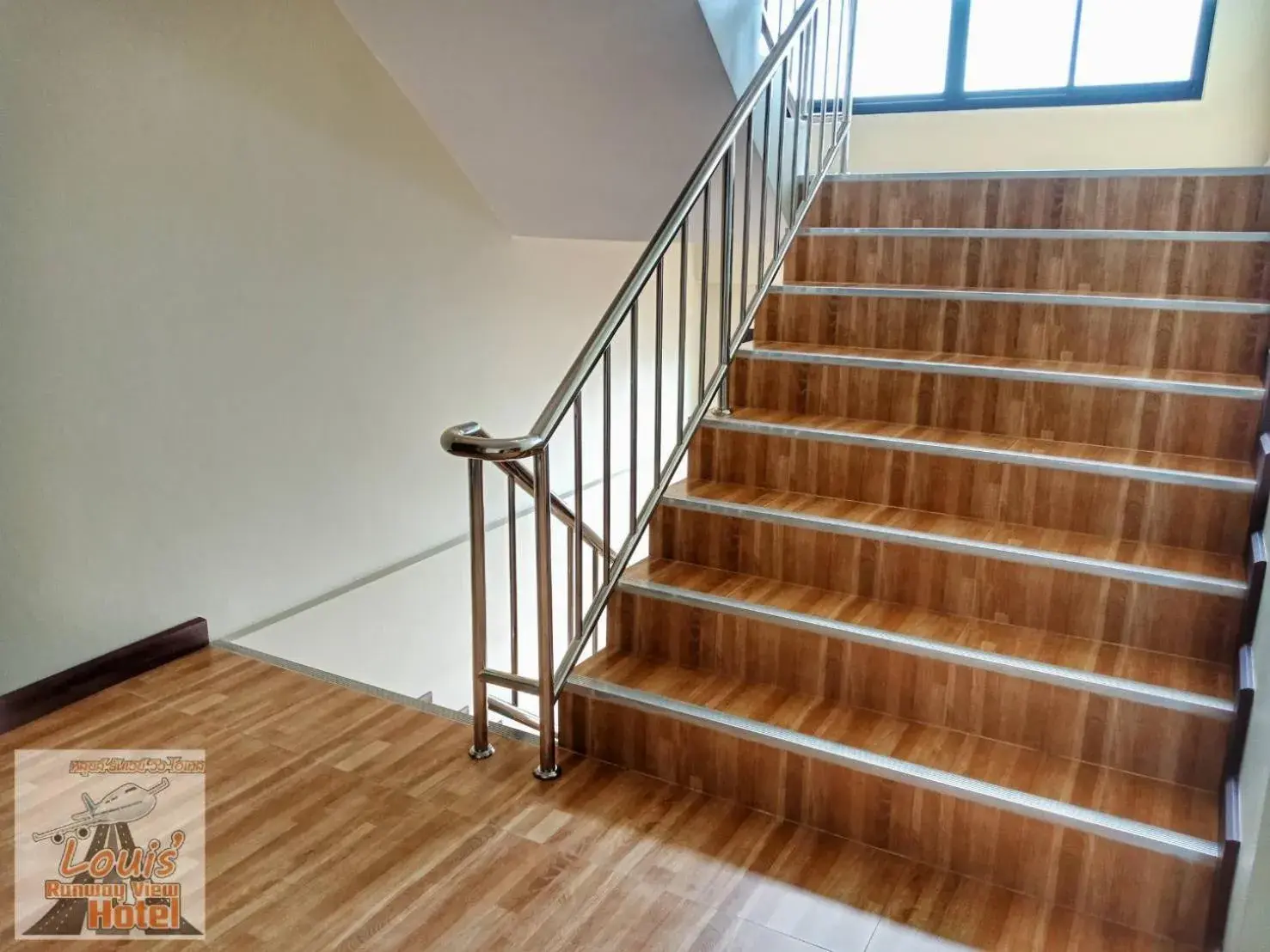 Louis' Runway View Hotel - SHA Extra Plus Louis' Runway View Hotel - SHA Extra Plus