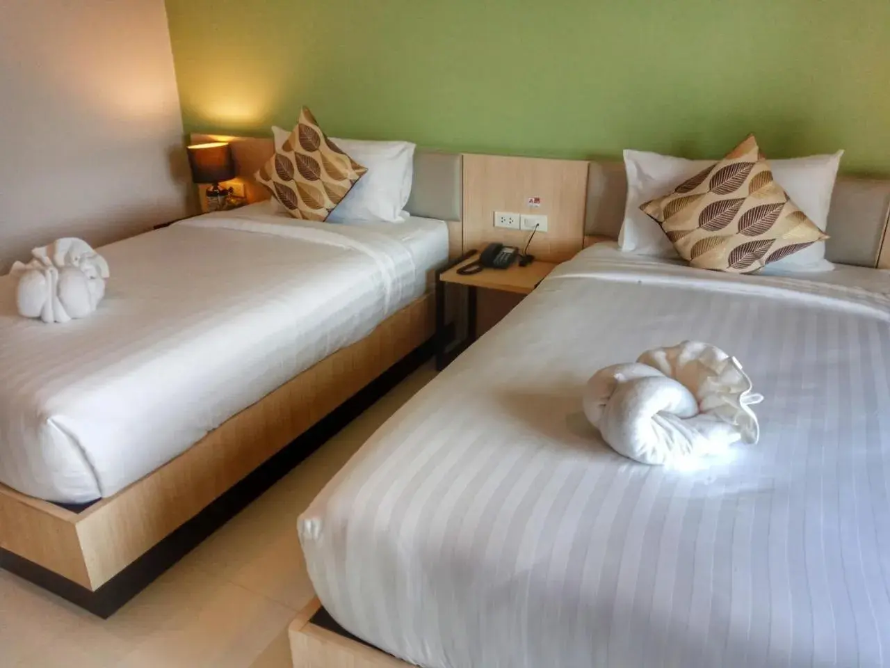 Bed in Louis' Runway View Hotel - SHA Extra Plus Bed in Louis' Runway View Hotel - SHA Extra Plus