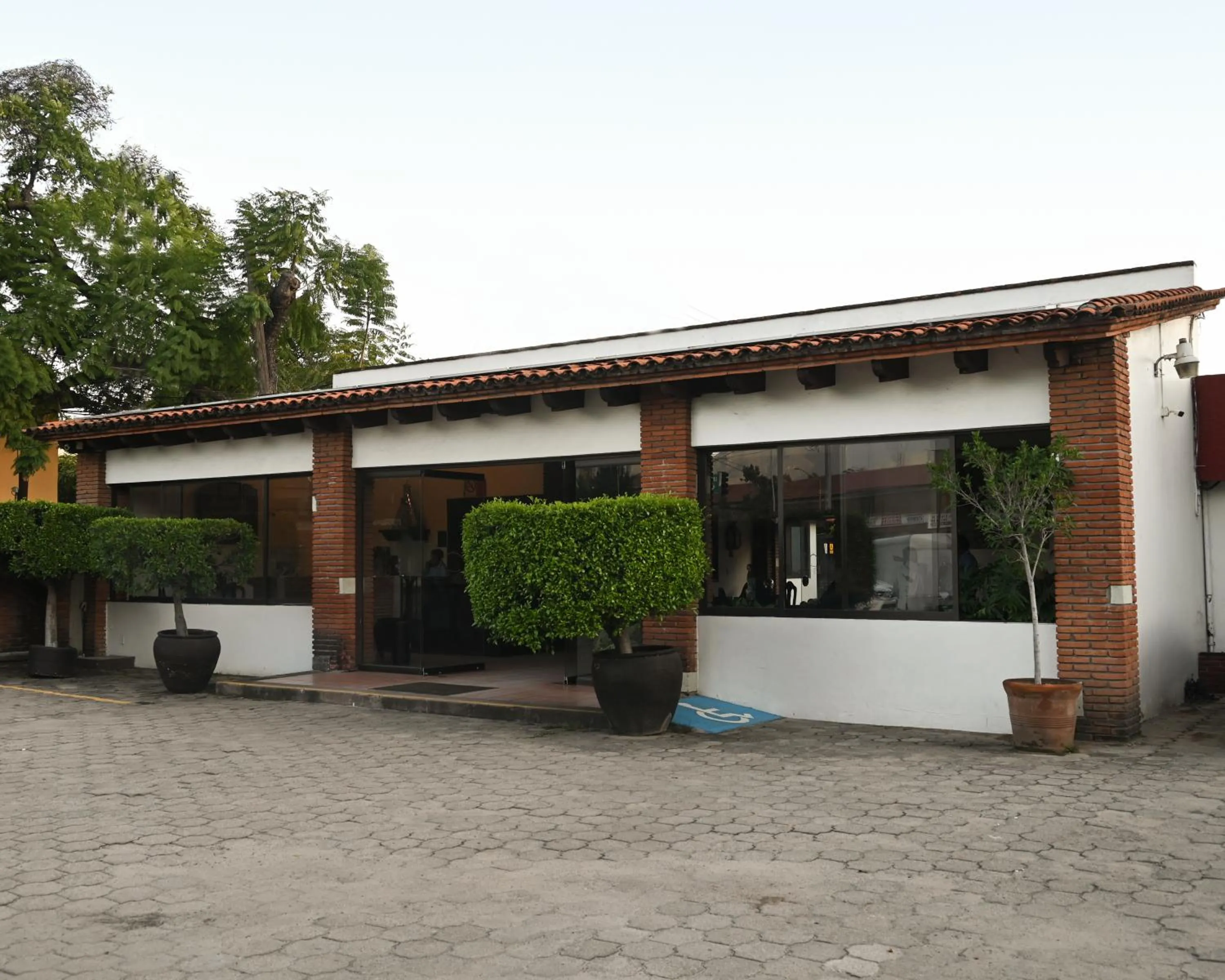 Property building in Hotel Hacienda