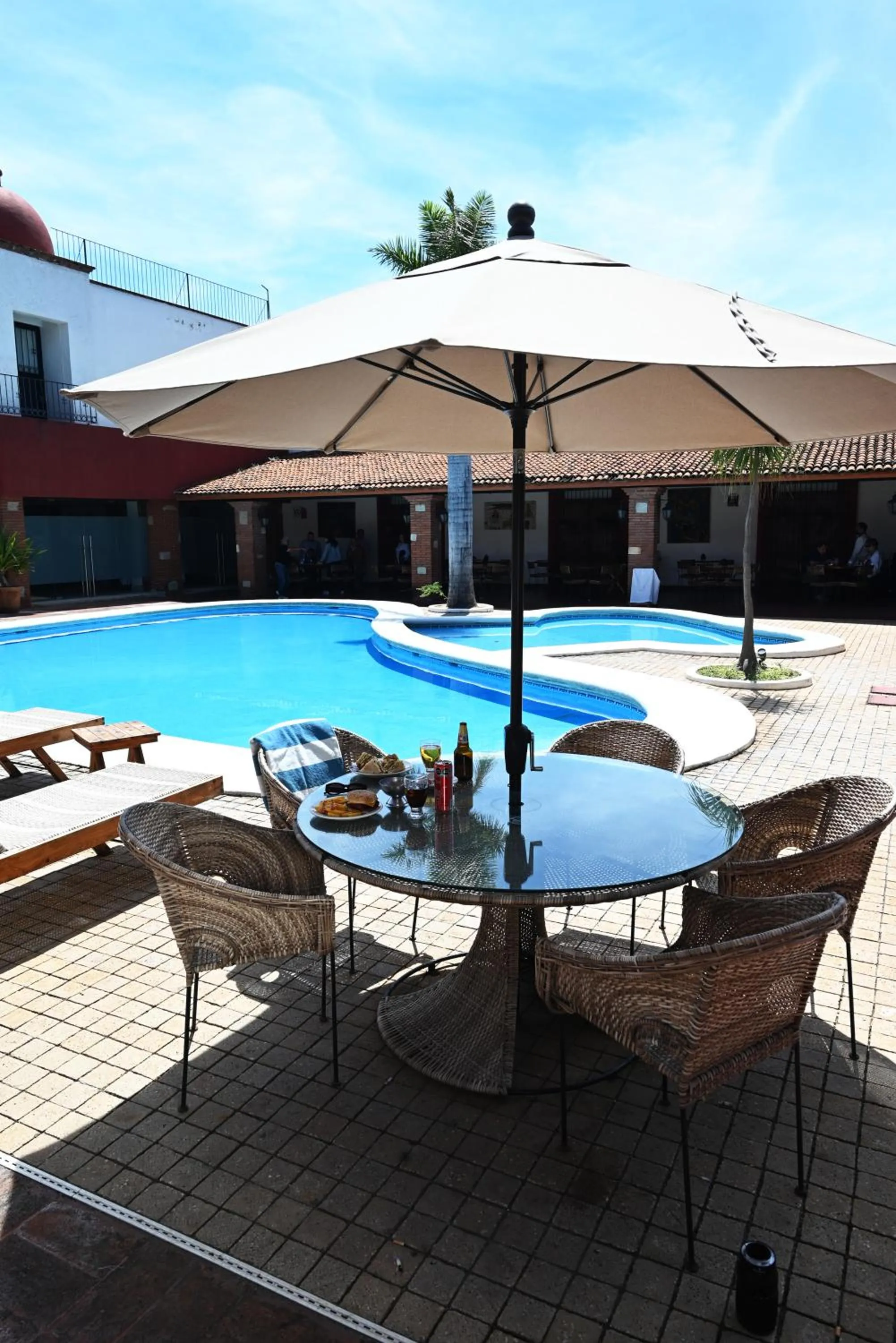 Swimming pool in Hotel Hacienda