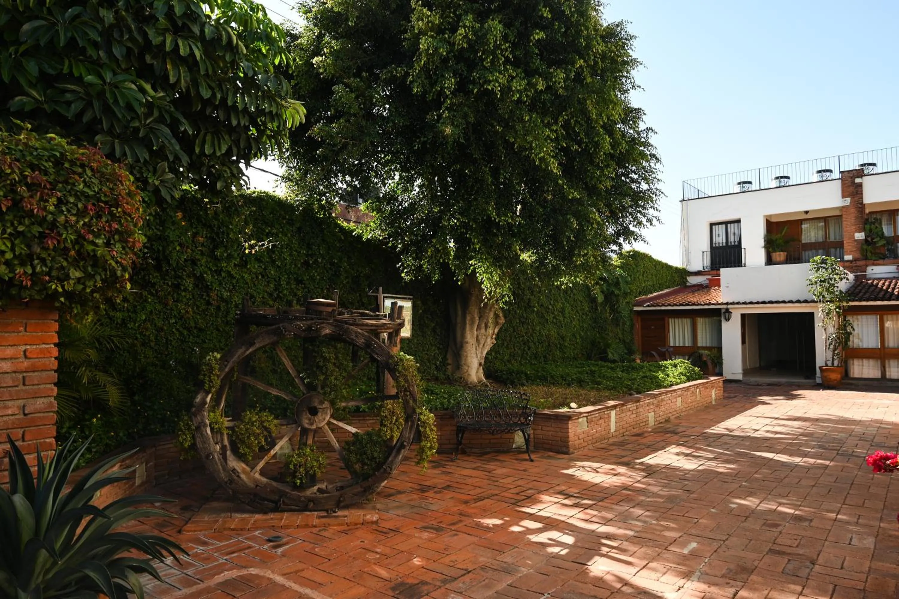 Property building in Hotel Hacienda