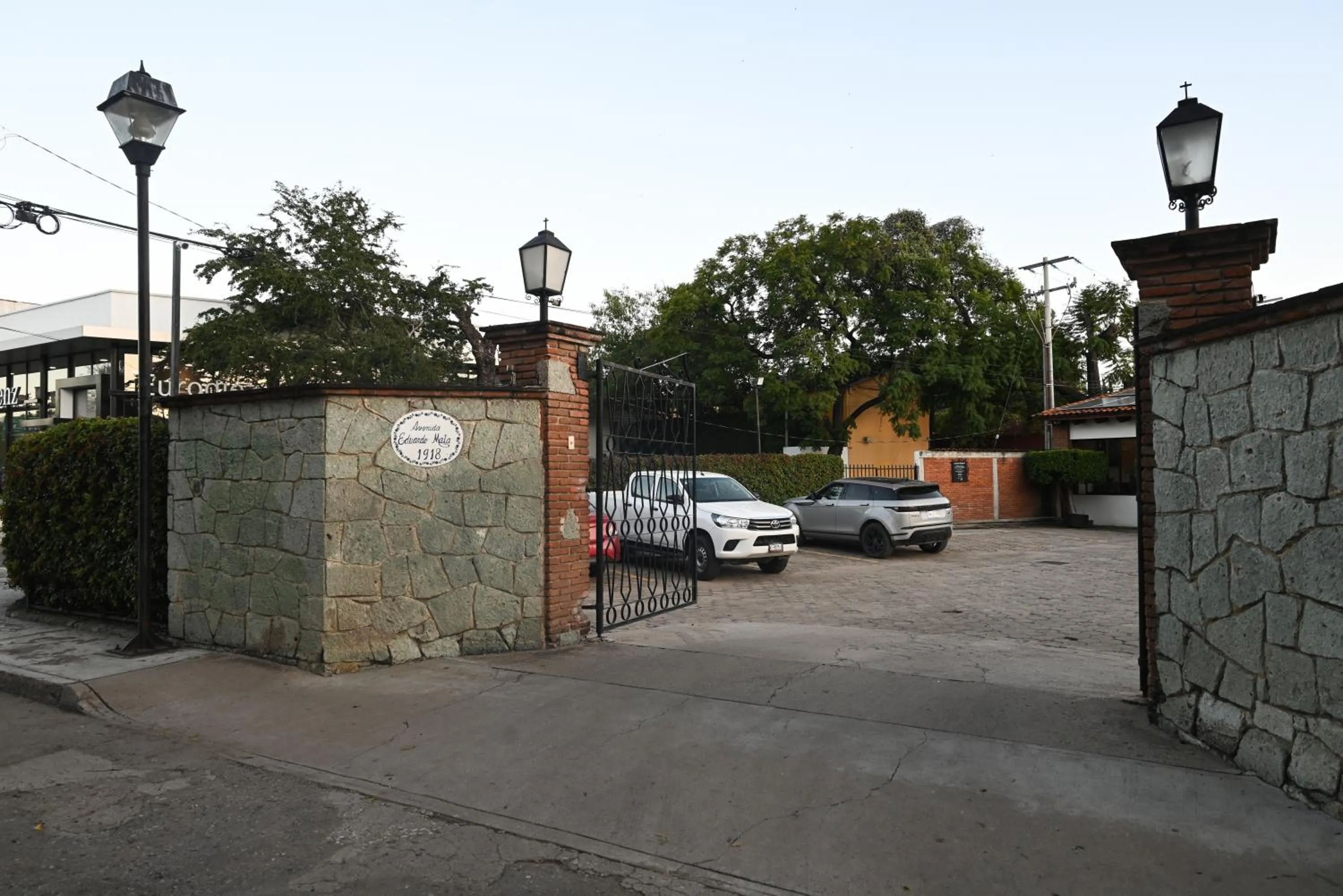 Parking in Hotel Hacienda