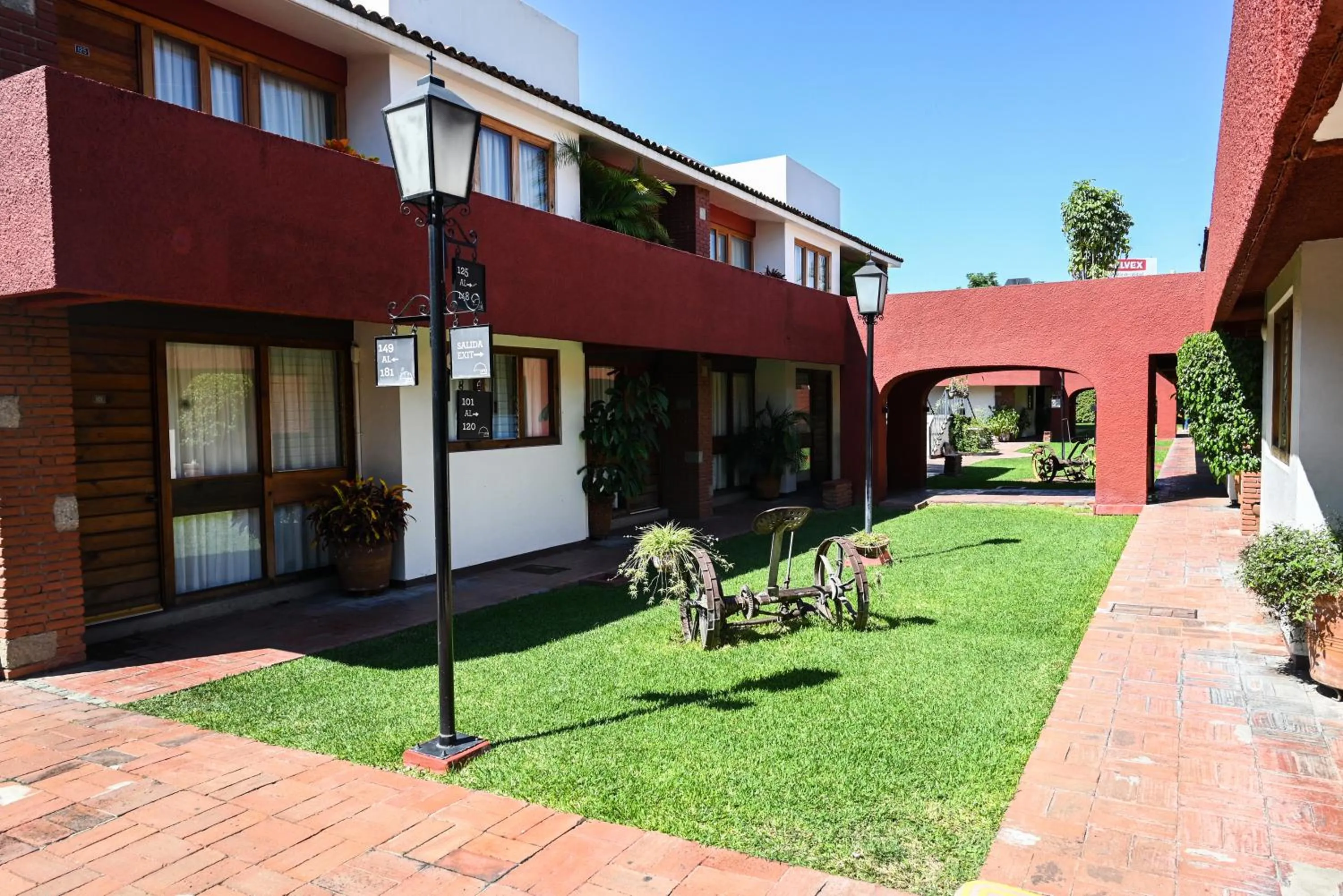 Property building in Hotel Hacienda