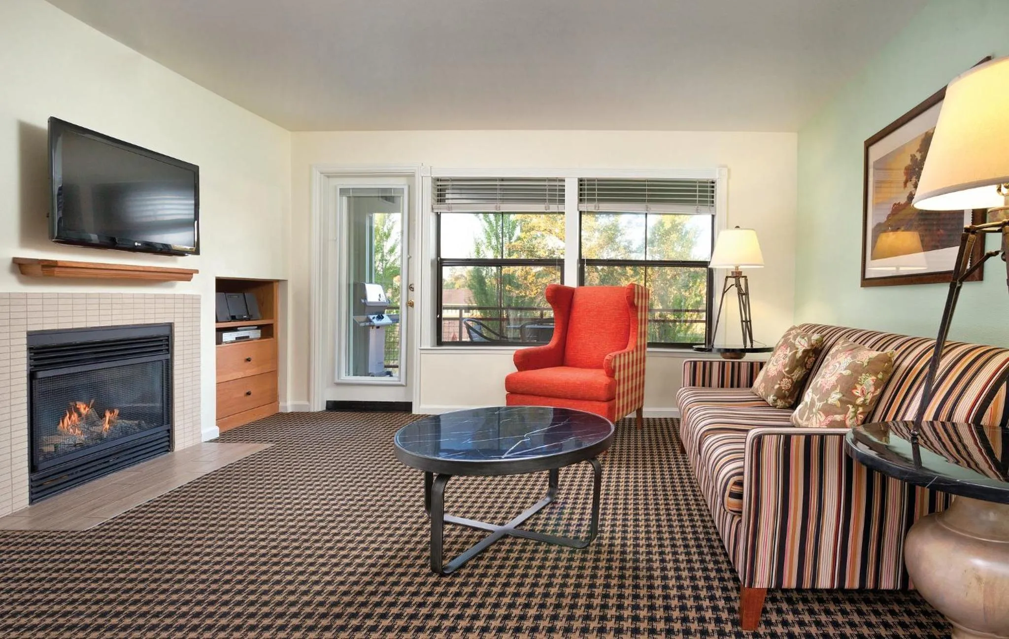 Living room in WorldMark Angels Camp