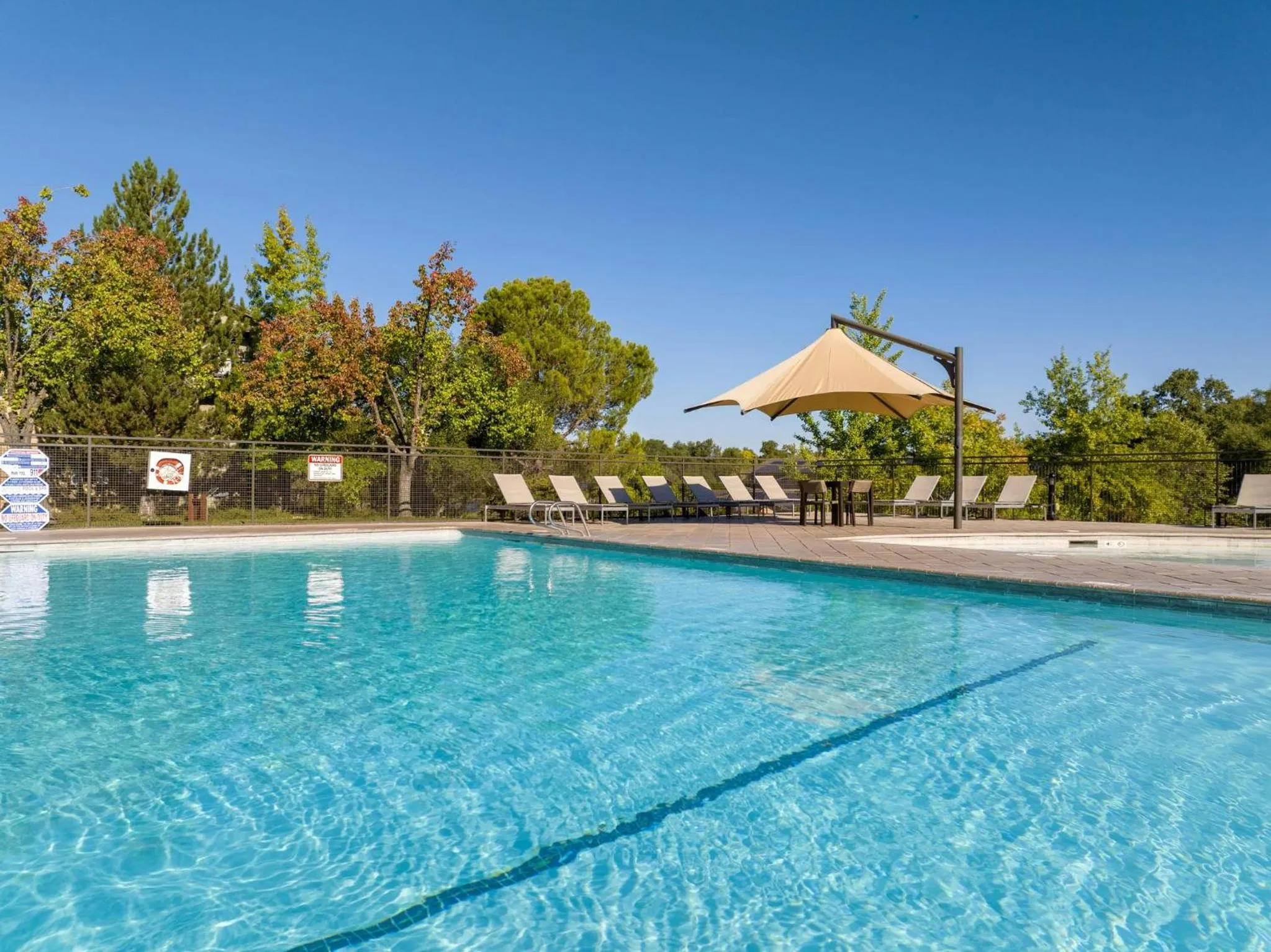 Swimming pool in WorldMark Angels Camp