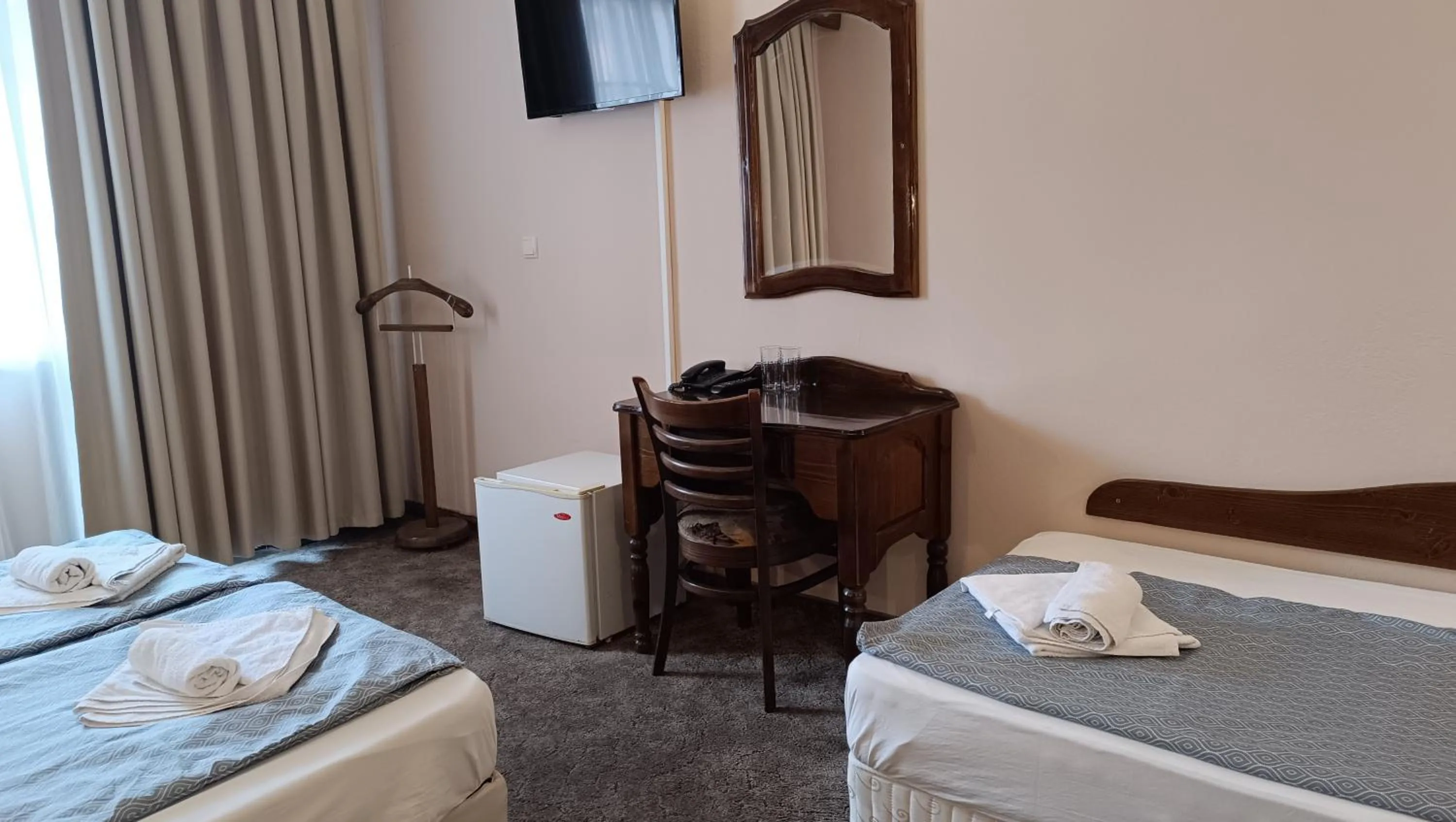 Photo of the whole room, Bed in Hotel St. George Pobedonosets