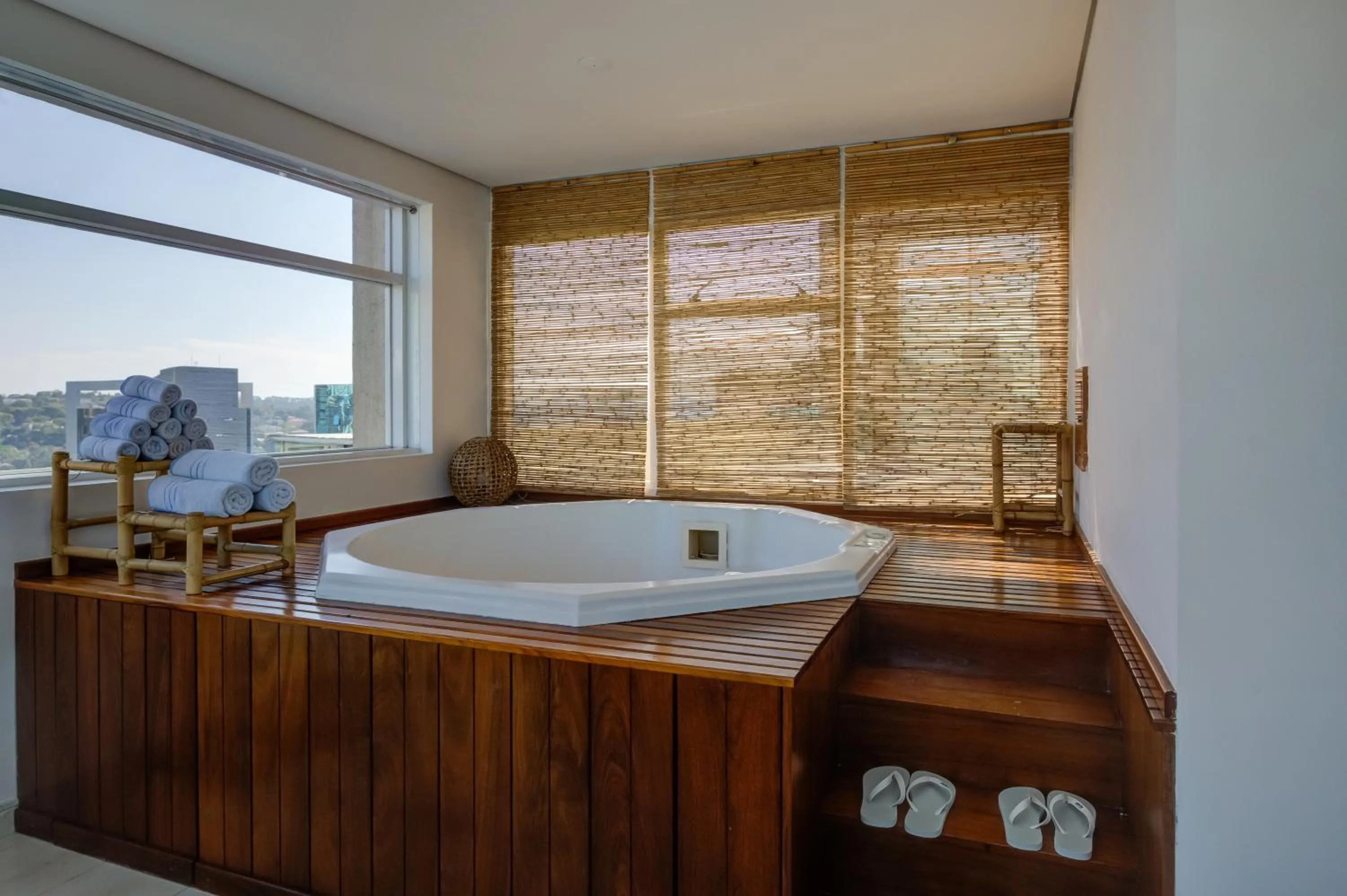 Hot Tub in Park Inn by Radisson Berrini