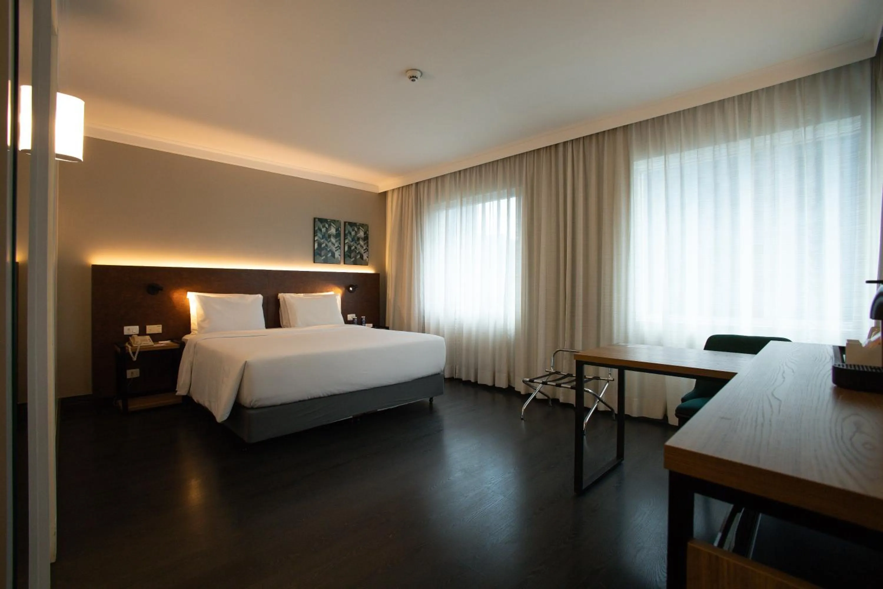 Bed in Park Inn by Radisson Berrini