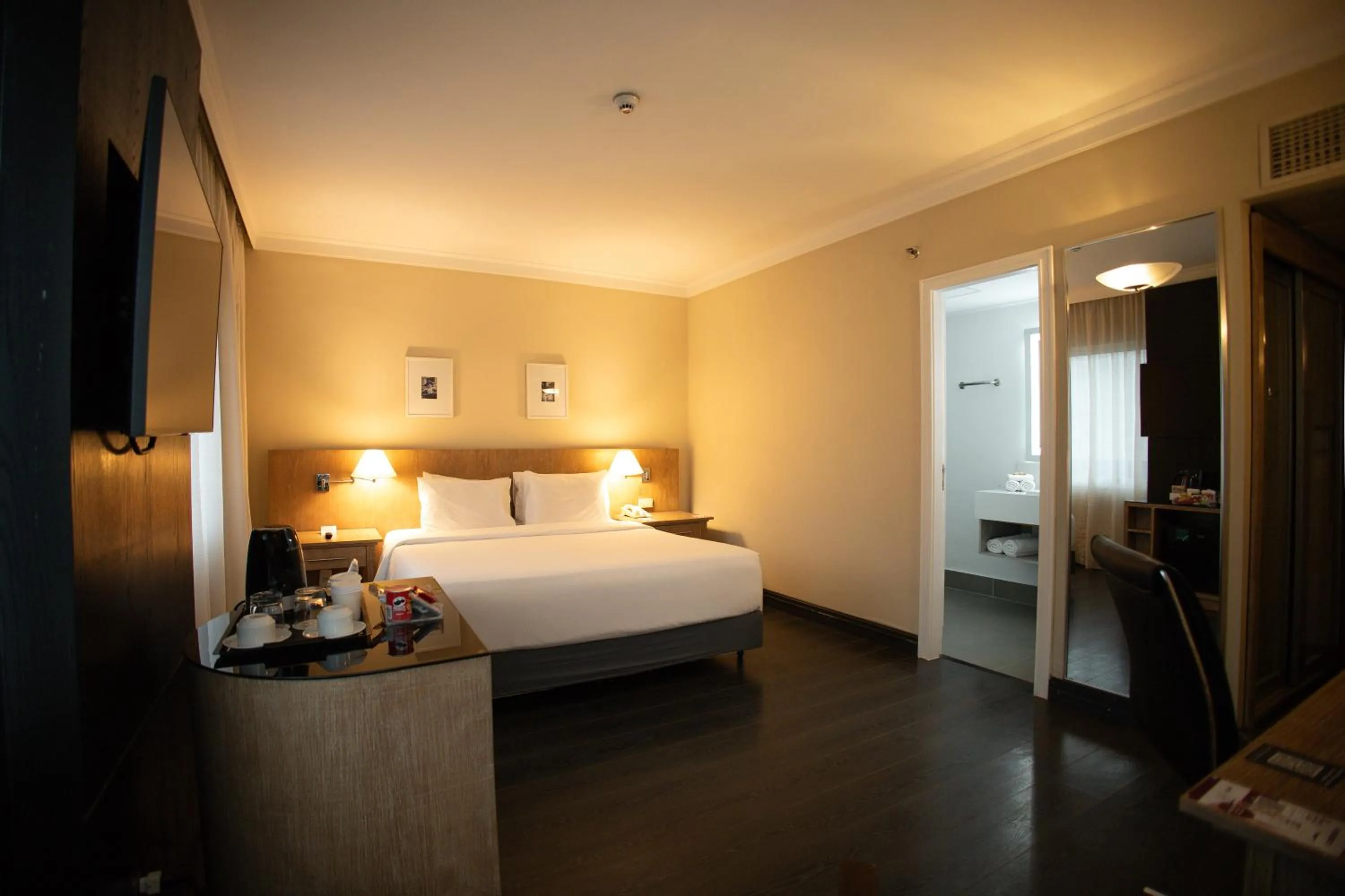 Bed in Park Inn by Radisson Berrini