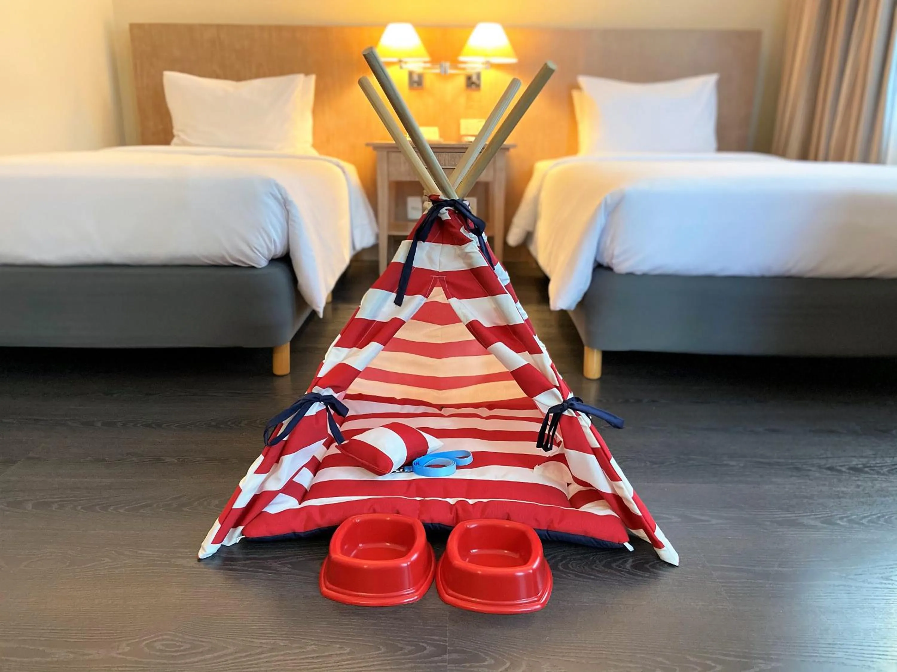 Bed in Park Inn by Radisson Berrini