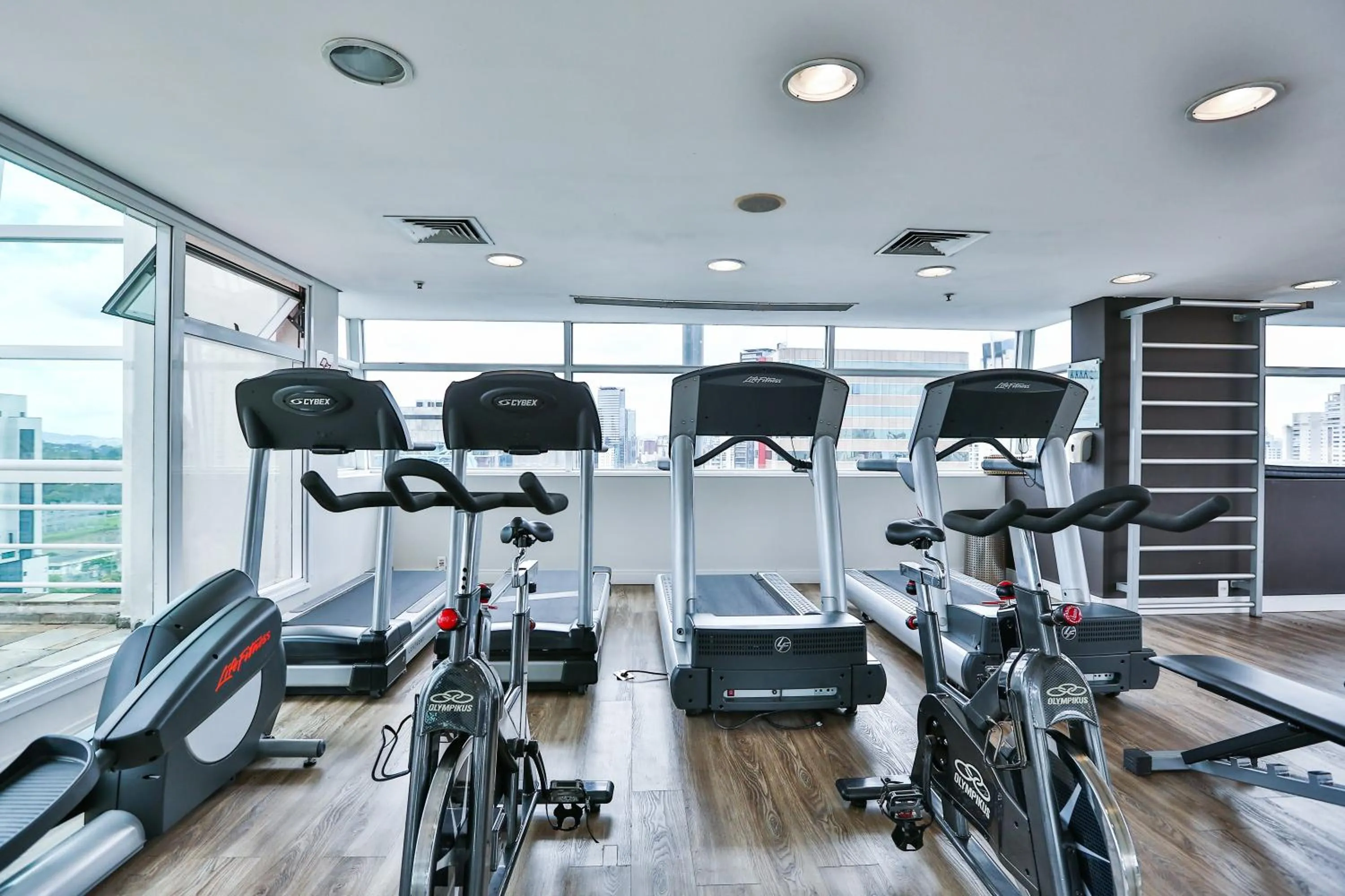 Fitness centre/facilities in Park Inn by Radisson Berrini