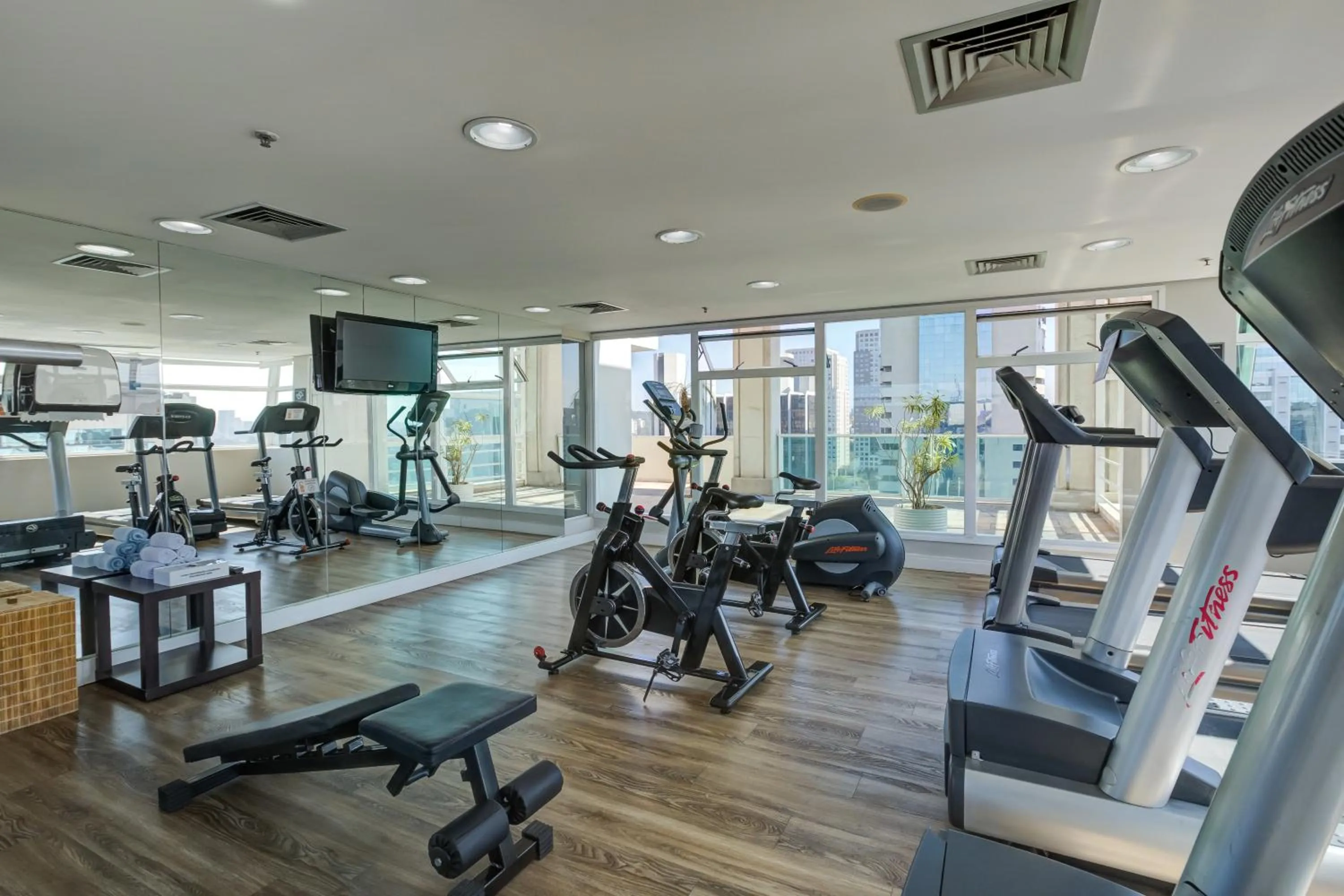 Fitness centre/facilities in Park Inn by Radisson Berrini