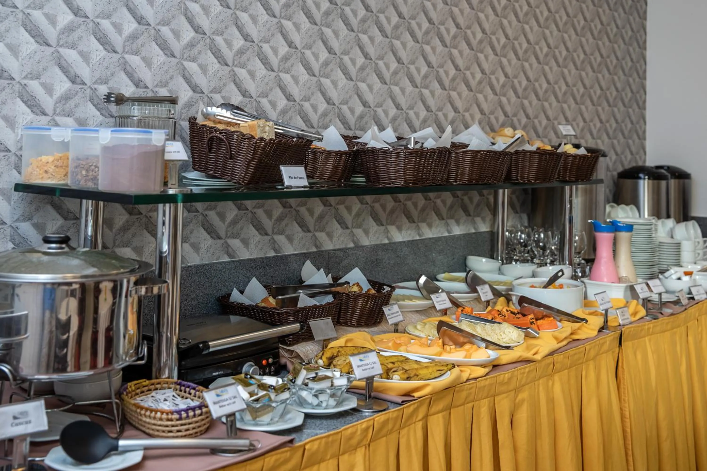 Buffet breakfast in Tambau Beach Hotel