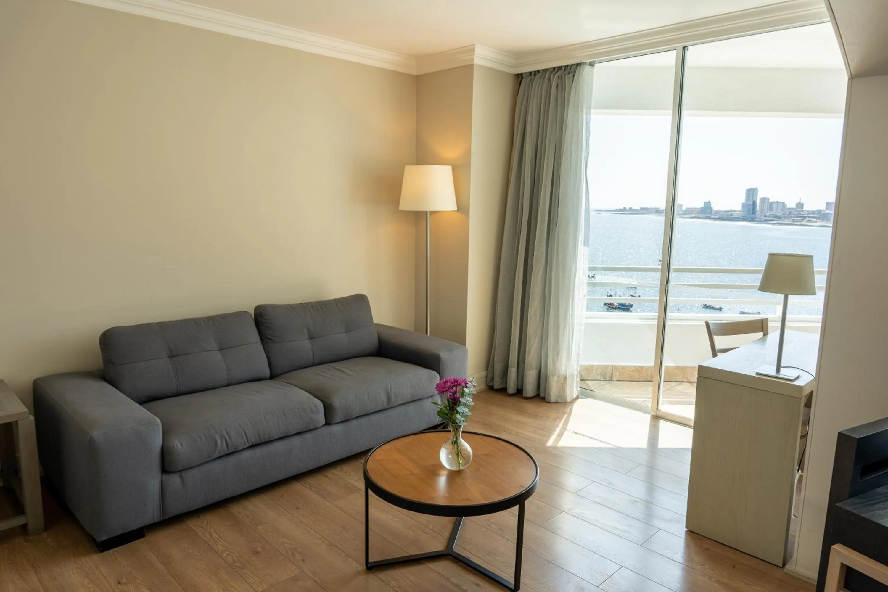 Living room in Terrado Suites Iquique