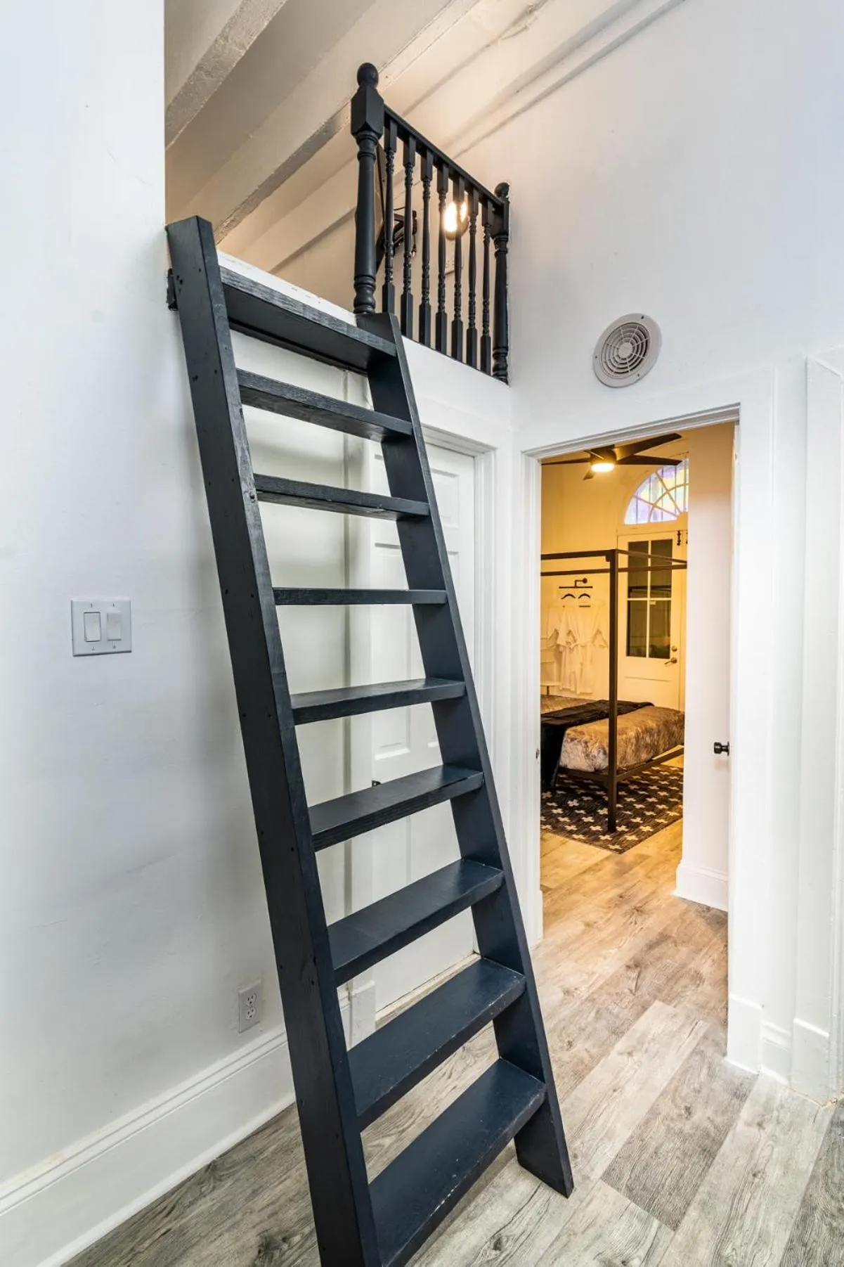 Bed in Saint Philip Residence