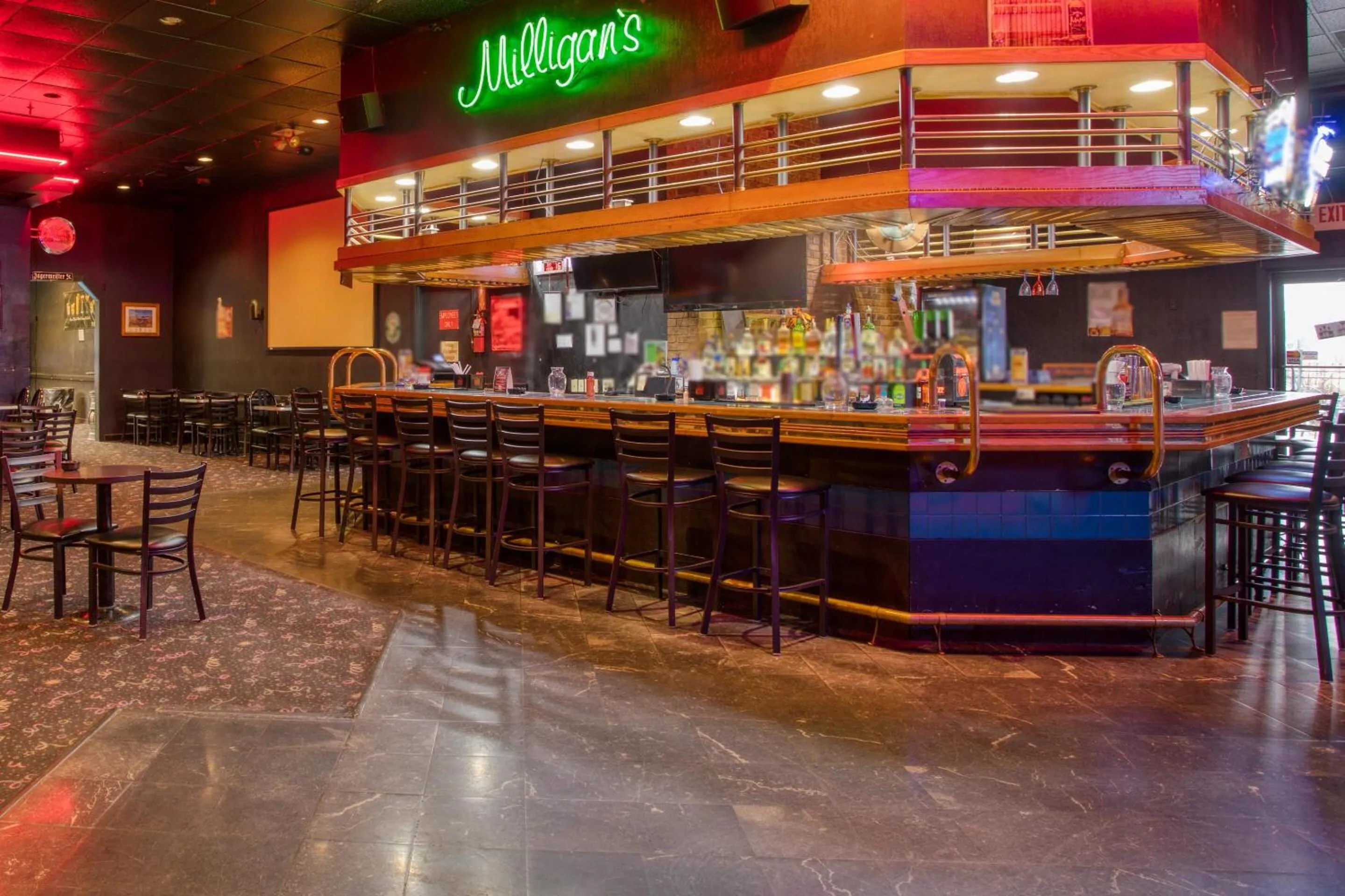 Restaurant/places to eat in OYO Townhouse Owensboro West