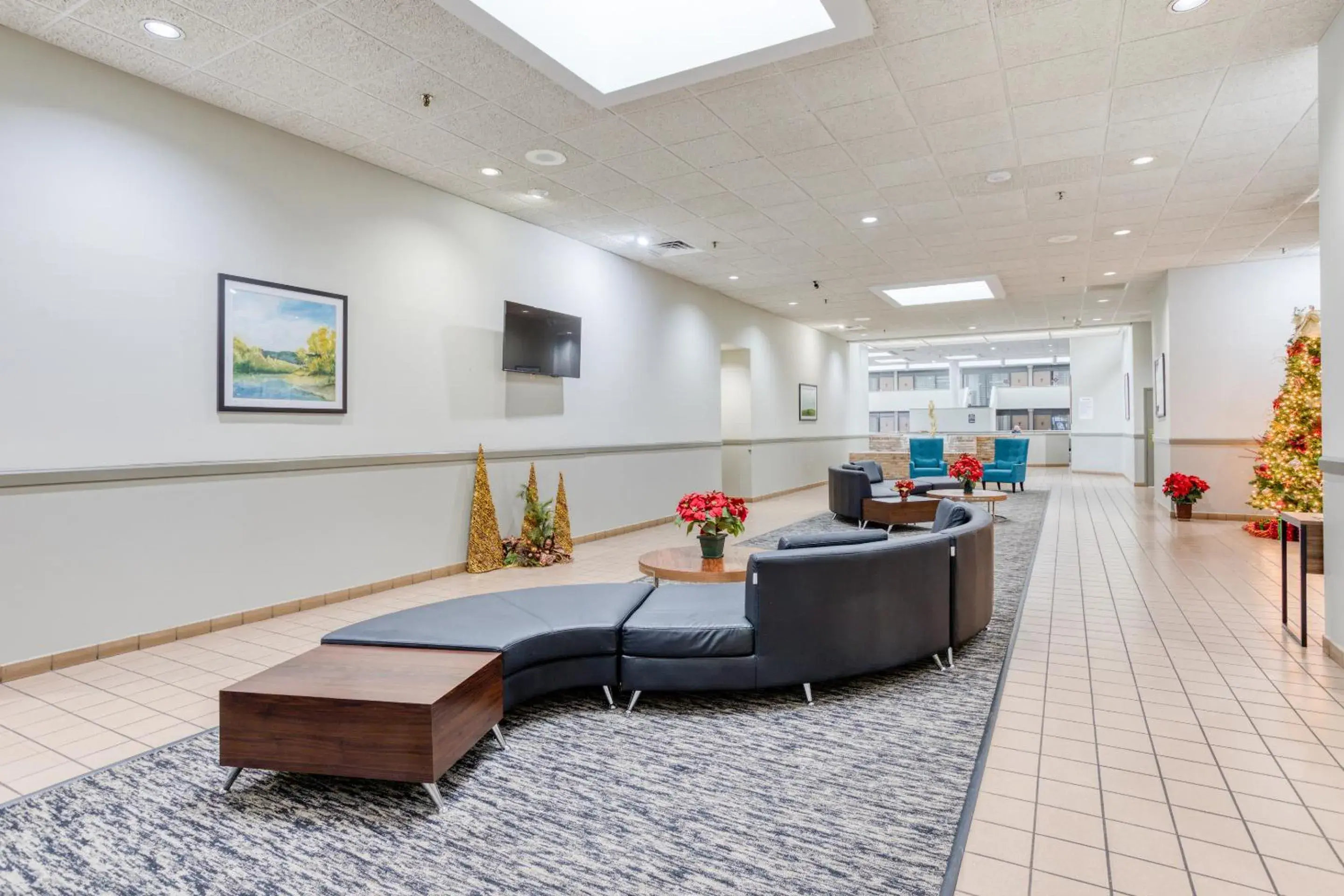 Lobby or reception, Lobby/Reception in OYO Townhouse Owensboro West