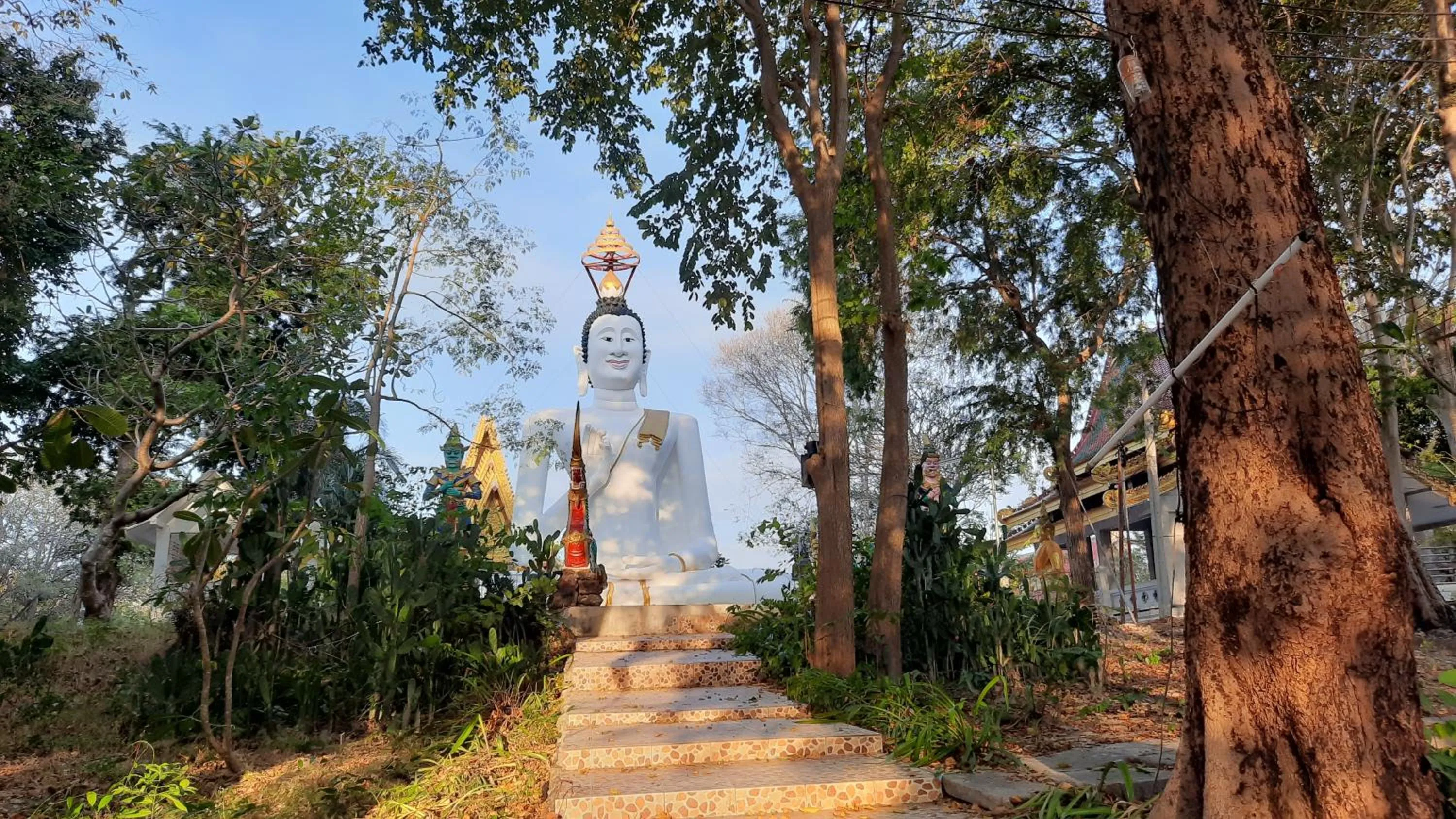 Activities in Samed Runa Village