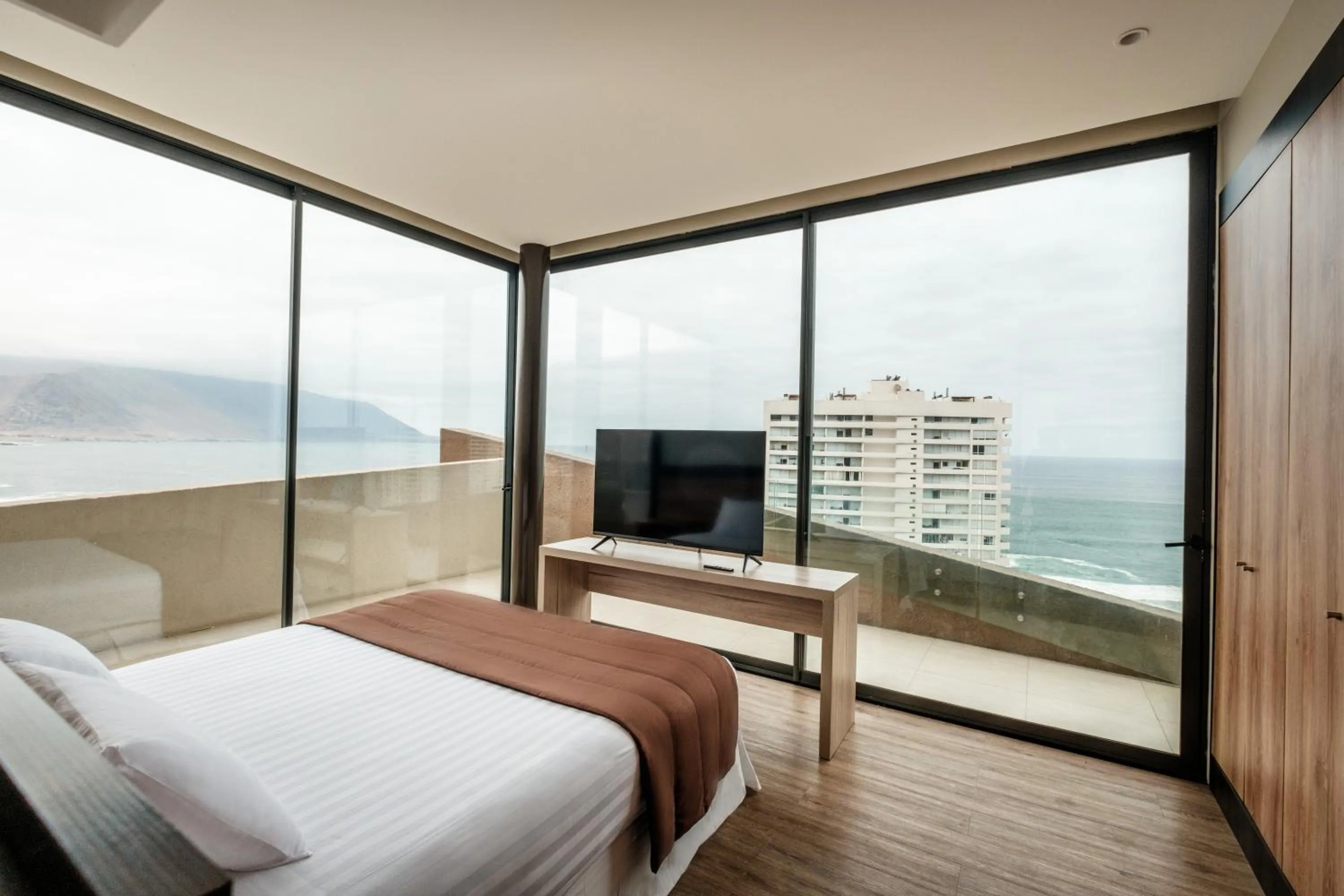 Bedroom, Bed in Studio 56 Apart Hotel by Terrado Iquique