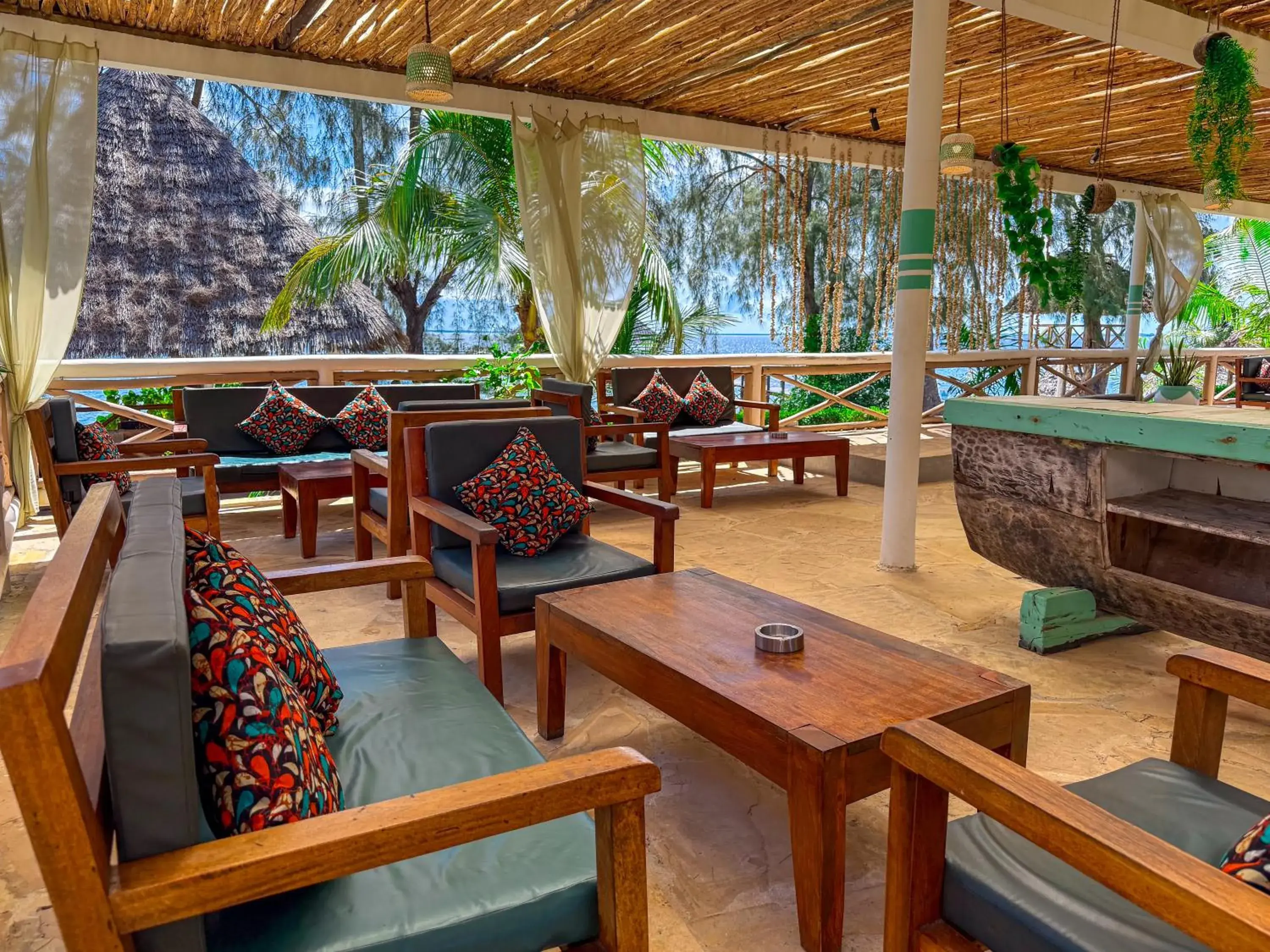 Lounge or bar in Paradise Beach Resort & Spa Lounge or bar in Paradise Beach Resort & Spa