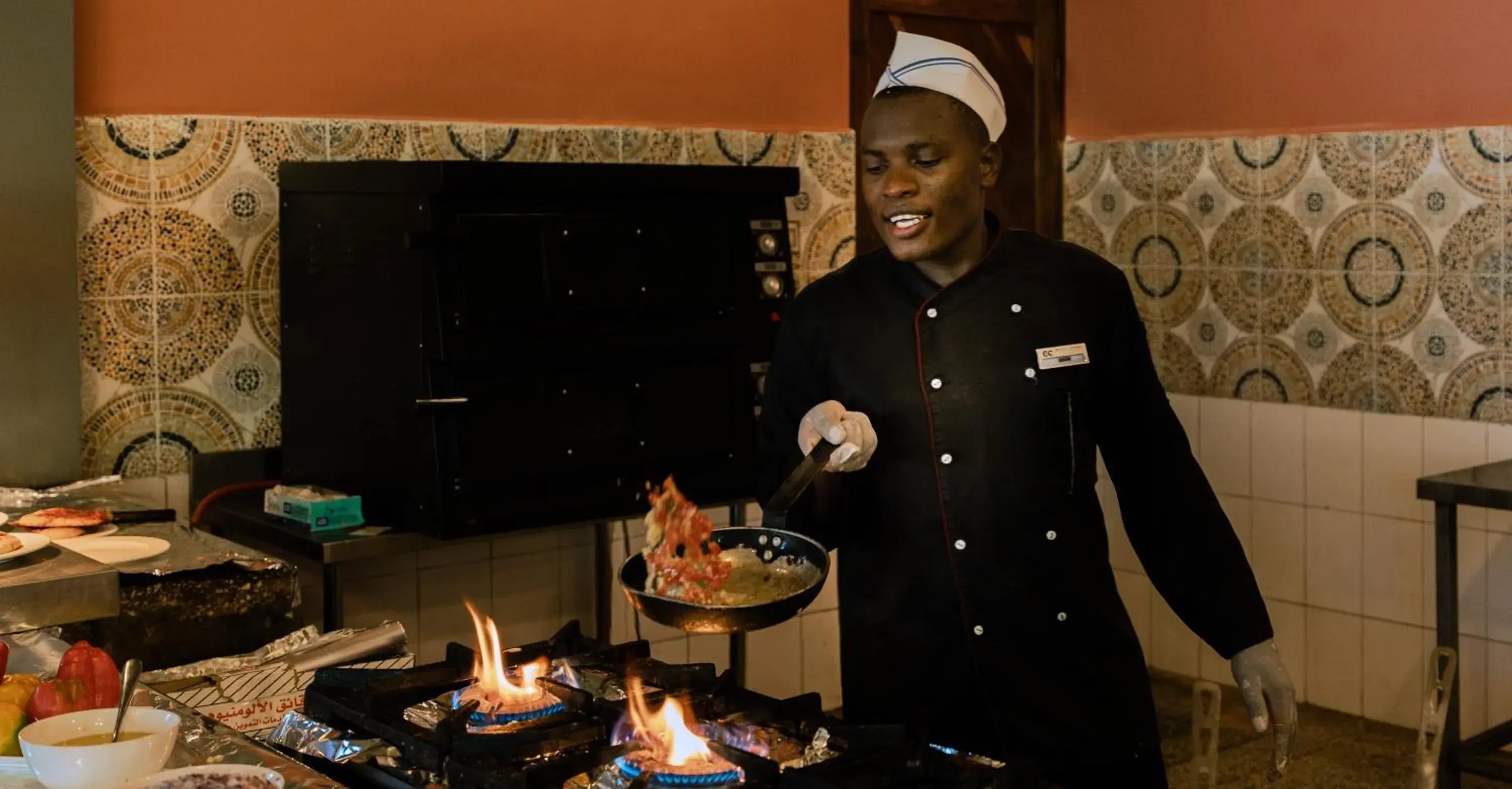 Restaurant/places to eat in Paradise Beach Resort & Spa Restaurant/places to eat in Paradise Beach Resort & Spa