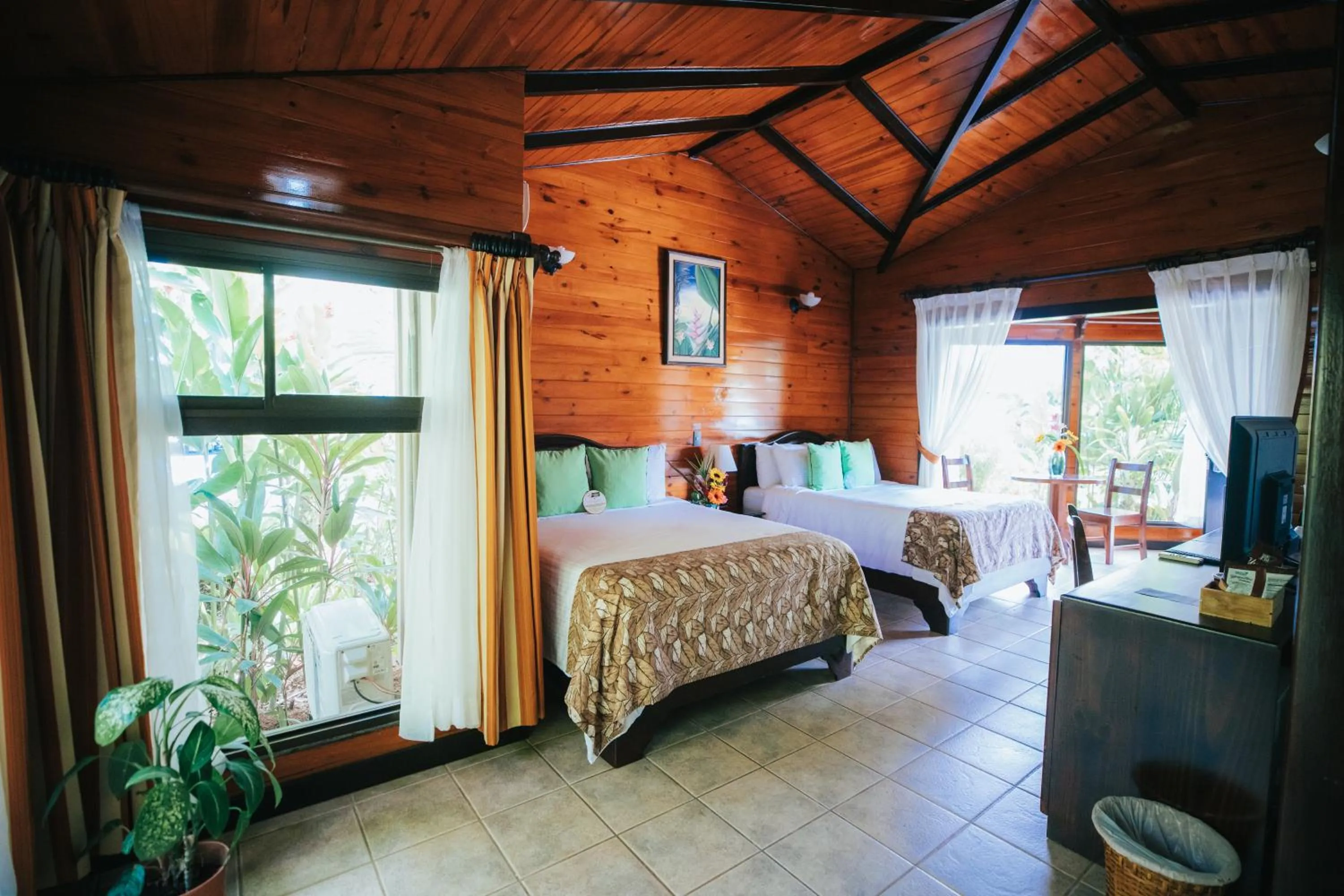 Bedroom, Bed in Montaña de fuego Mountain Resort & Spa