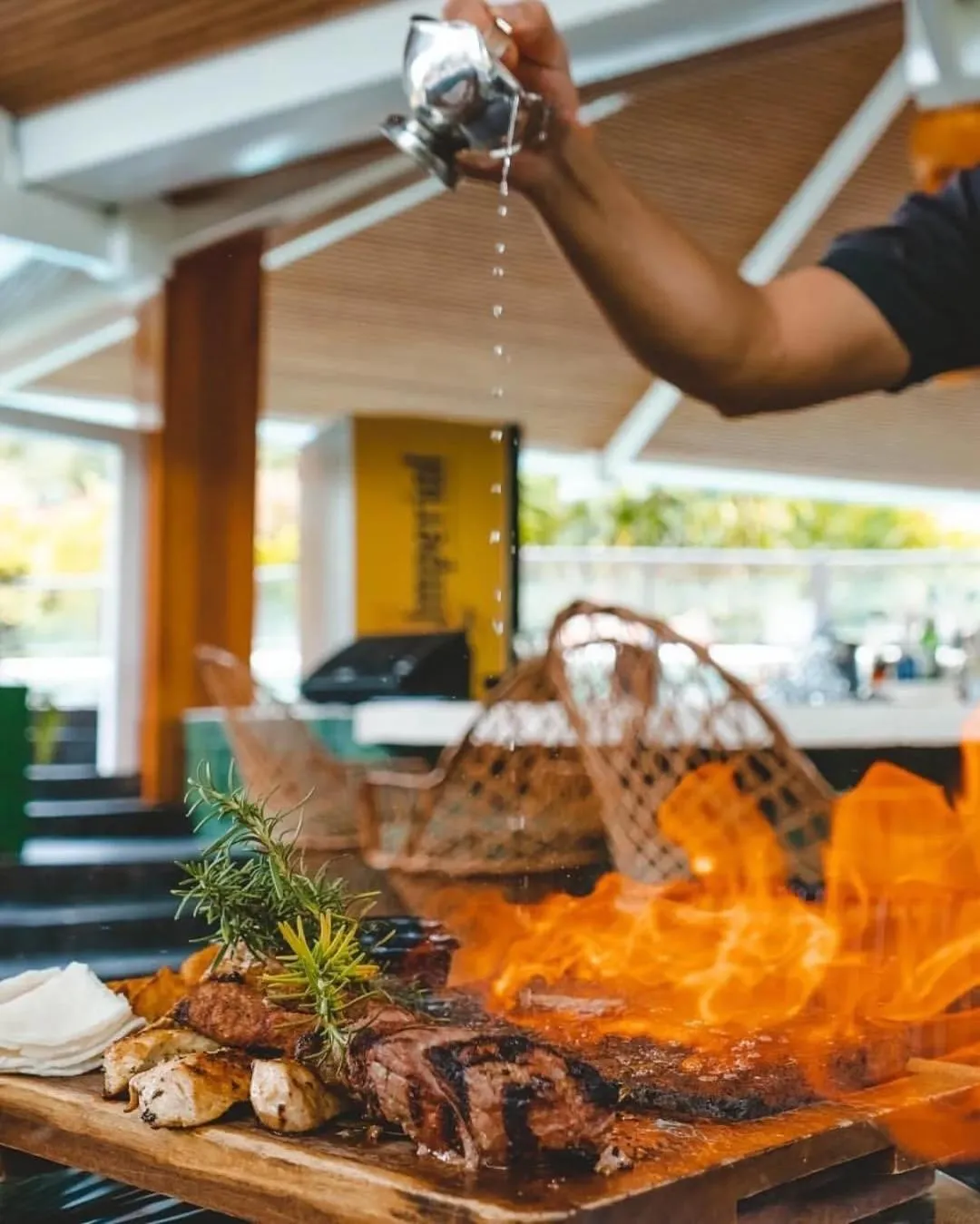 Restaurant/places to eat in Montaña de fuego Mountain Resort & Spa