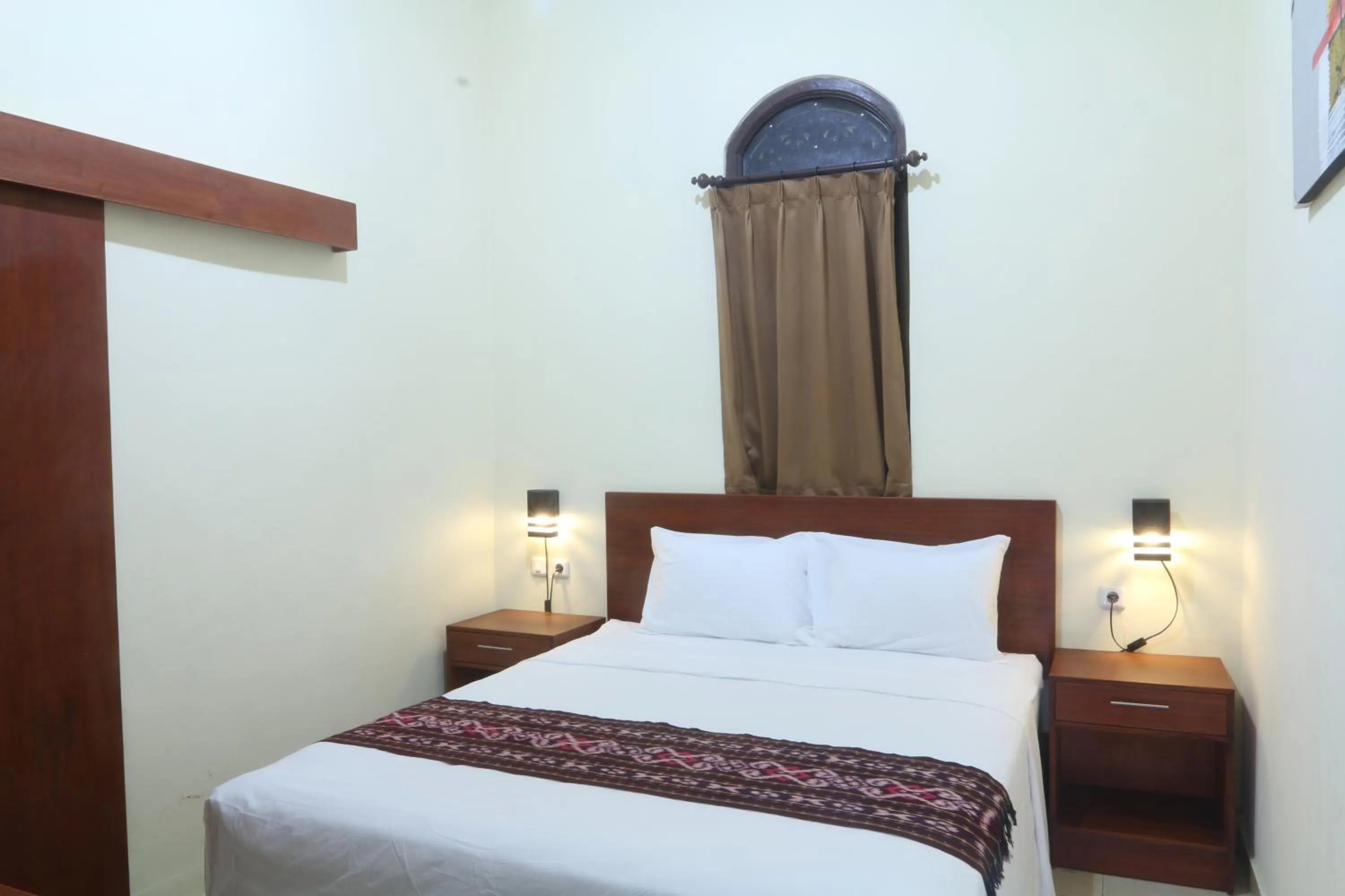 Bed in Sekar Waru Homestay