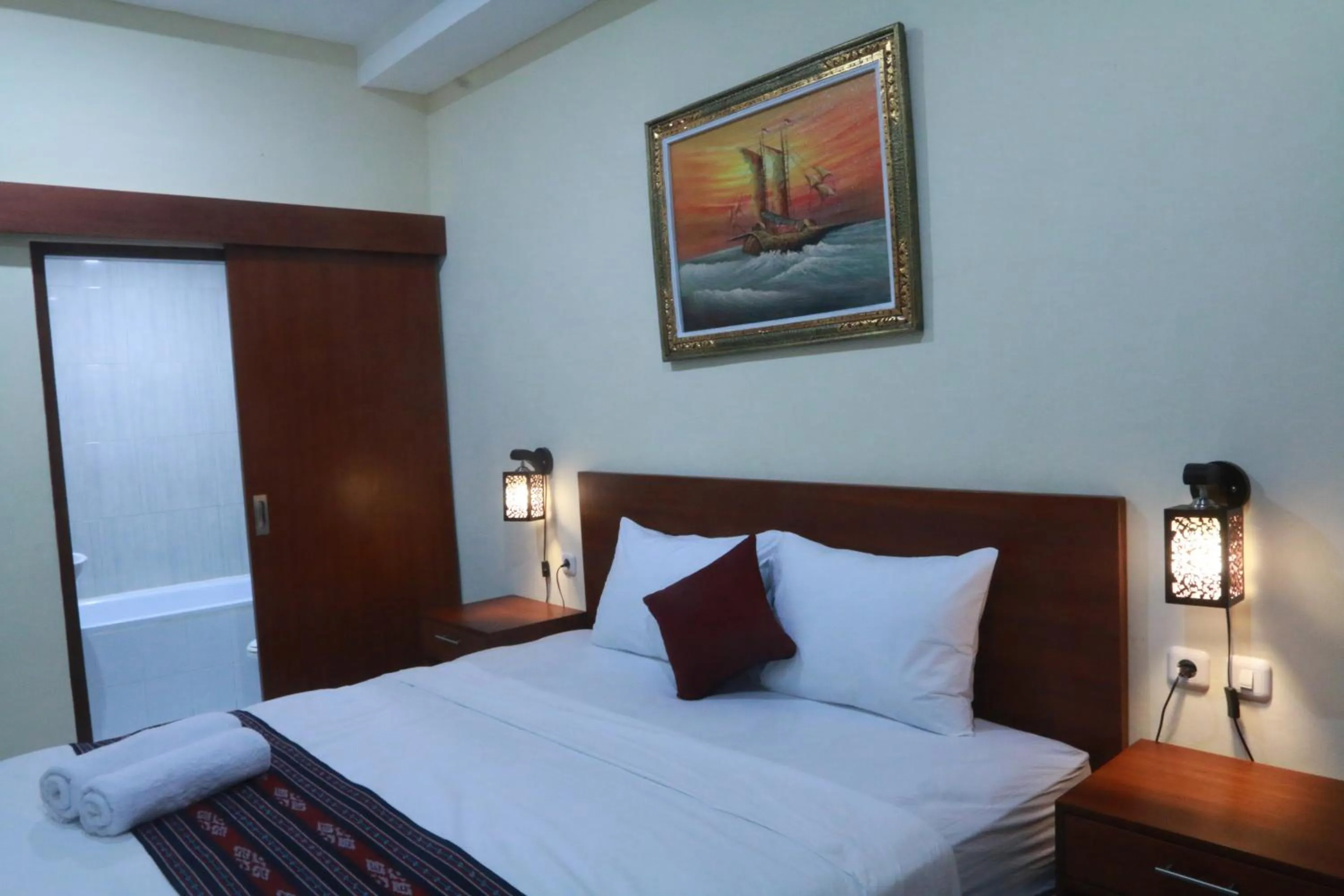 Bed in Sekar Waru Homestay