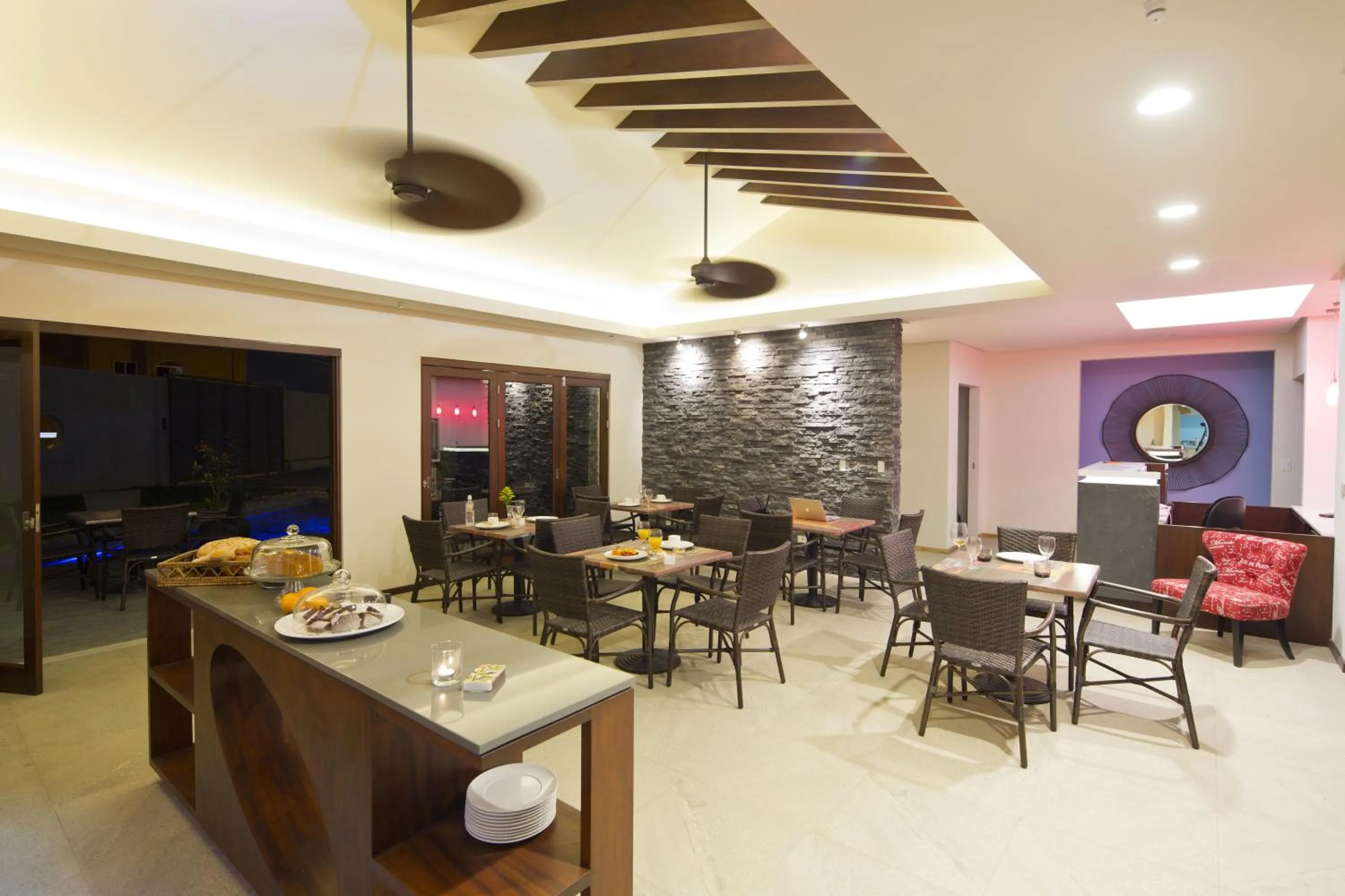 Restaurant/places to eat in Hotel Villa Los Candiles