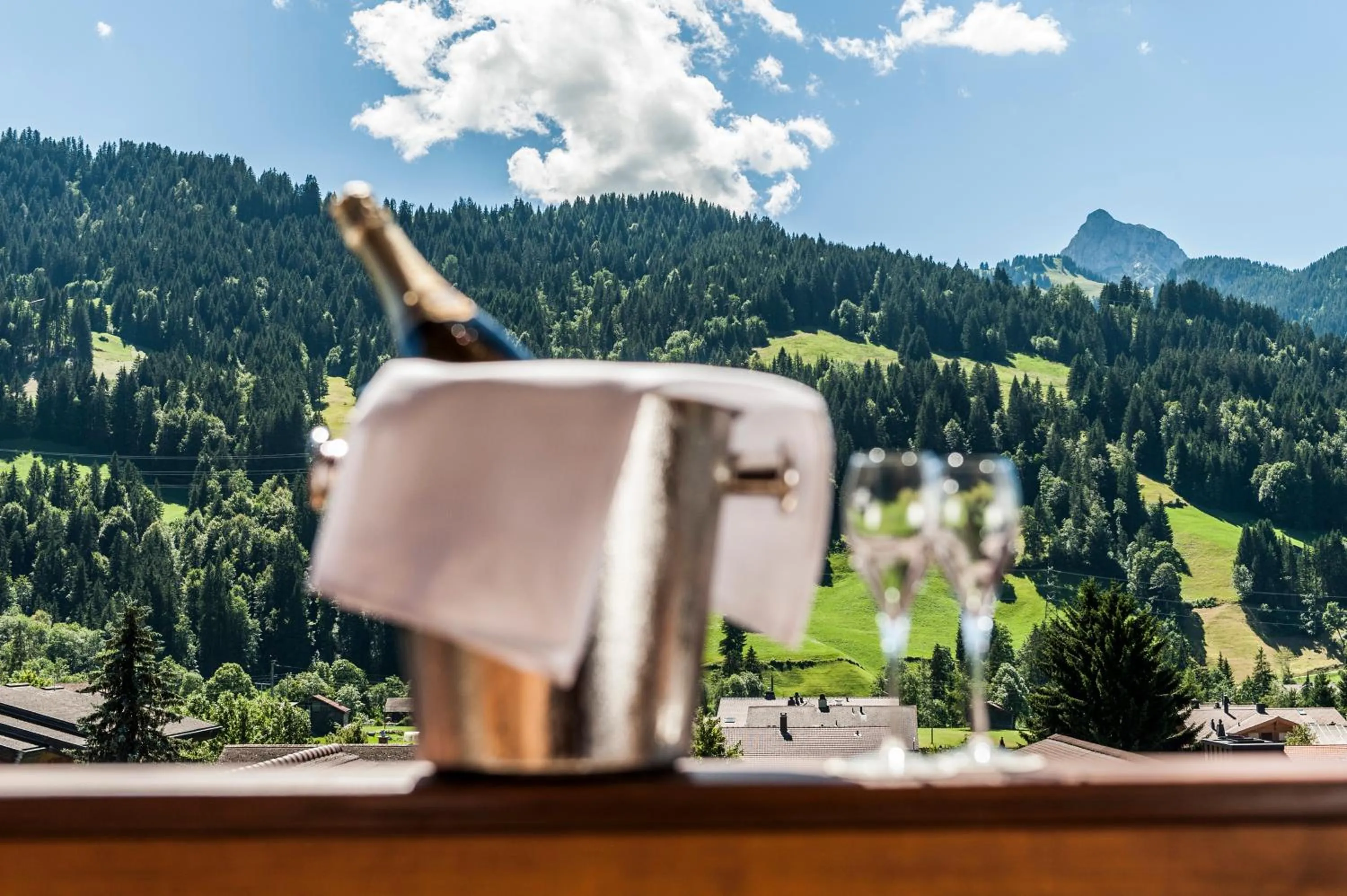 Mountain view in Le Grand Bellevue