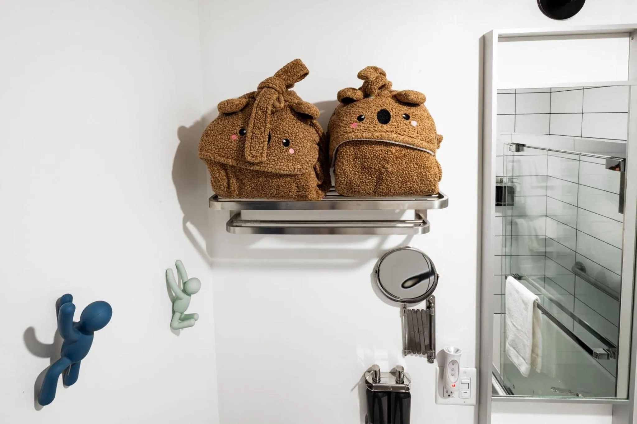 Shower in Silverbow Inn