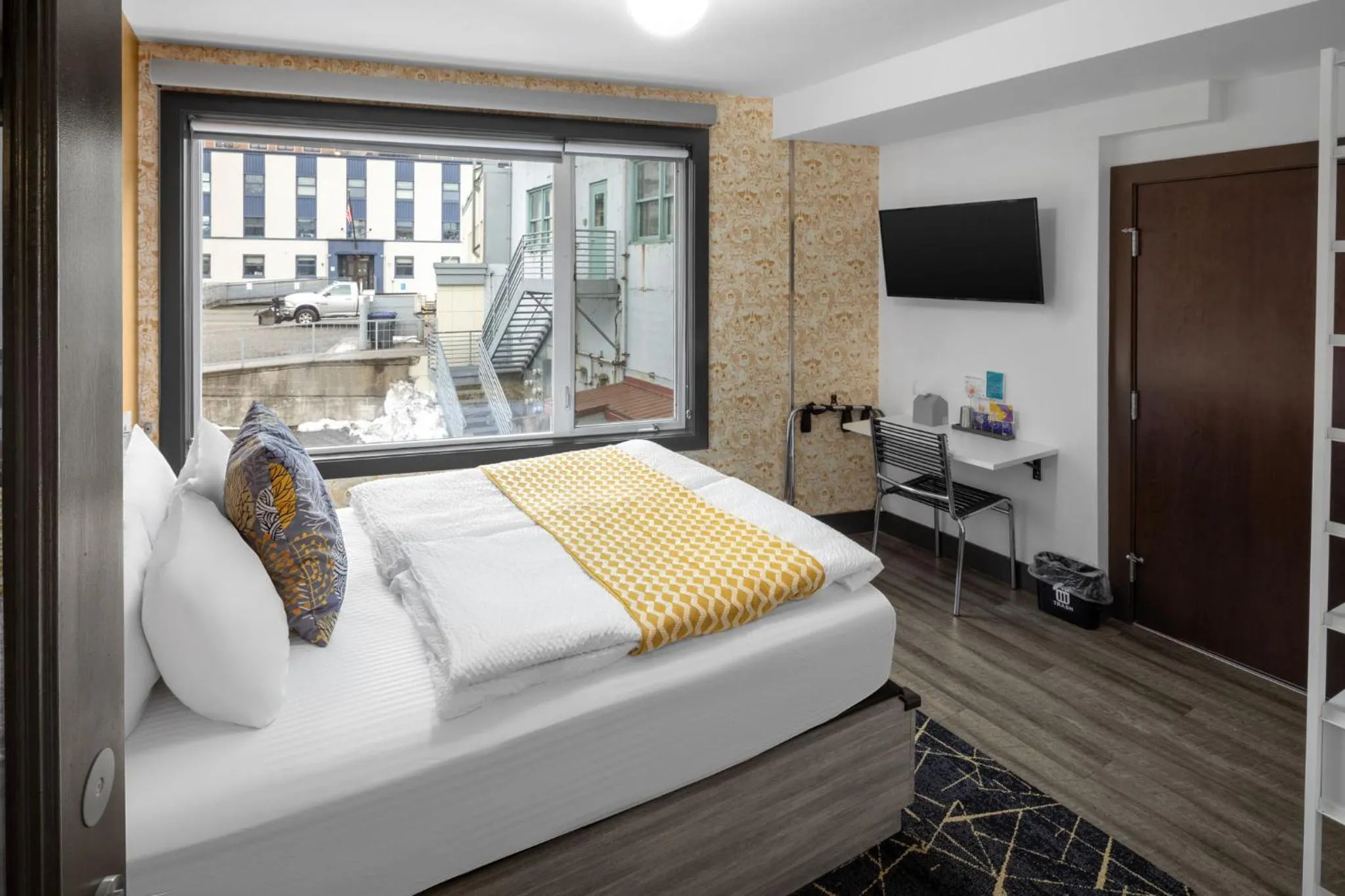 Bed in Silverbow Inn