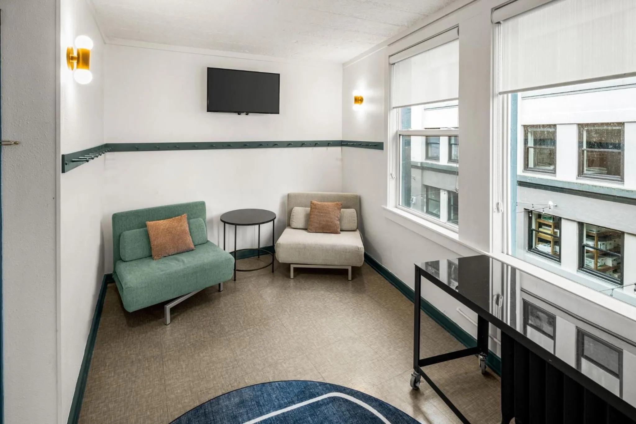 Bed in Silverbow Inn