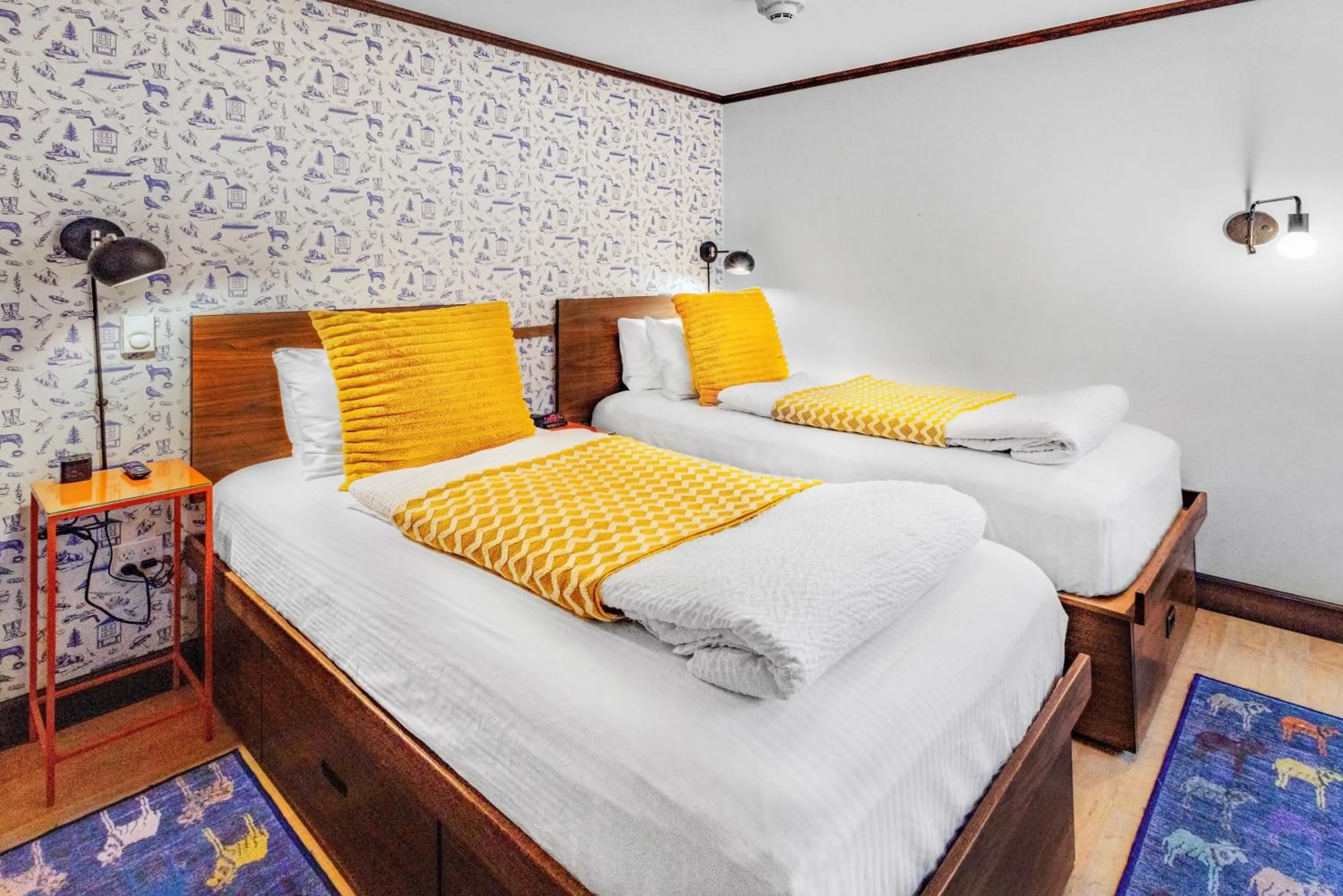 Bed in Silverbow Inn