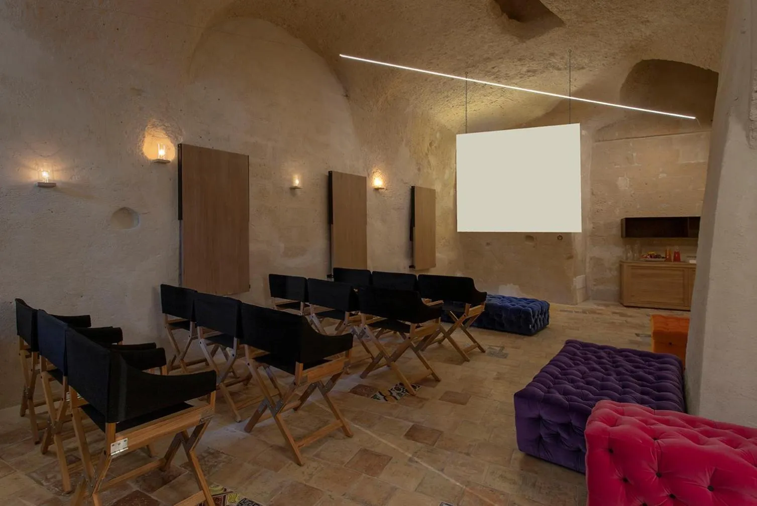 Business facilities in Conche Luxury Retreat