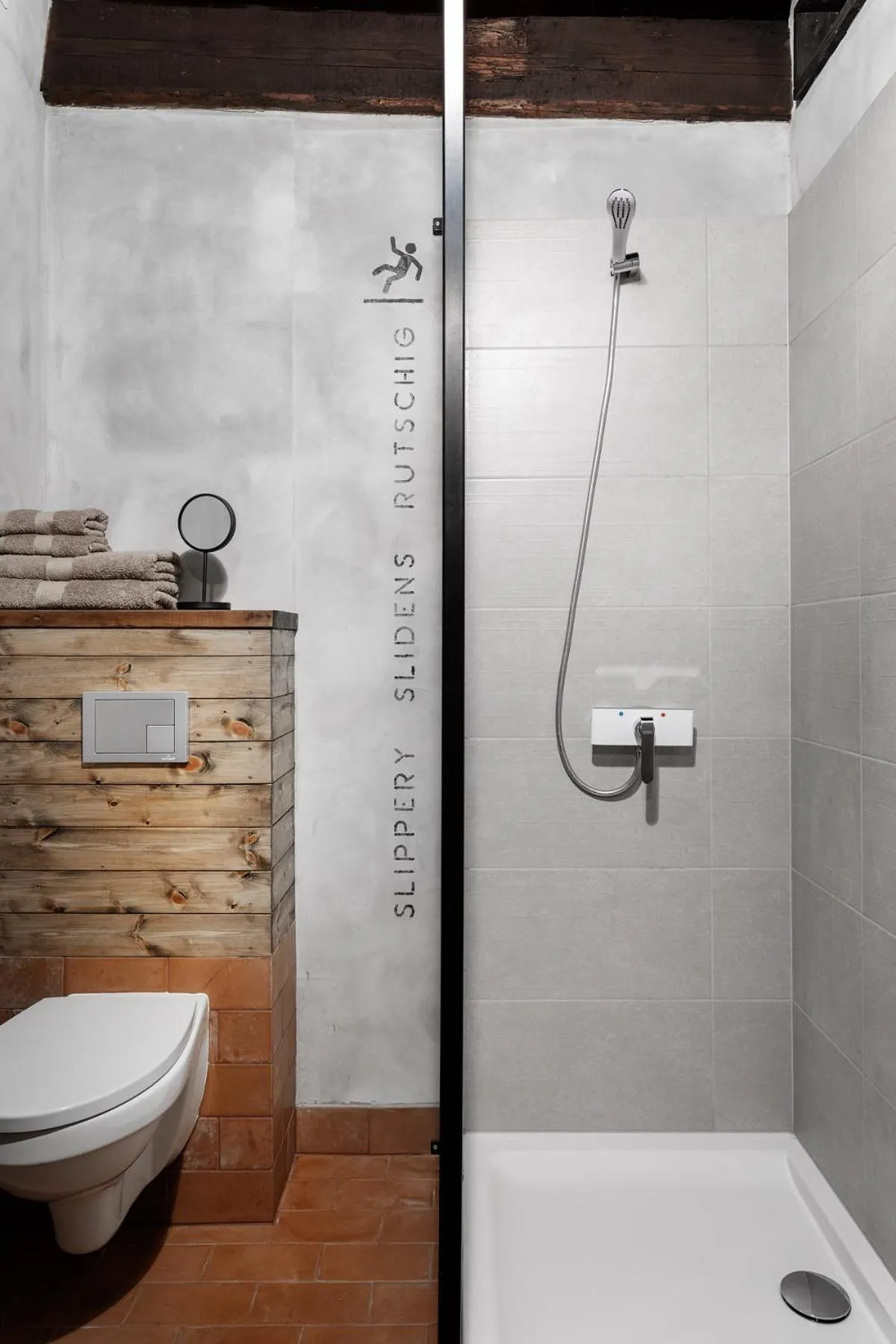 Shower in Noliktava No 5