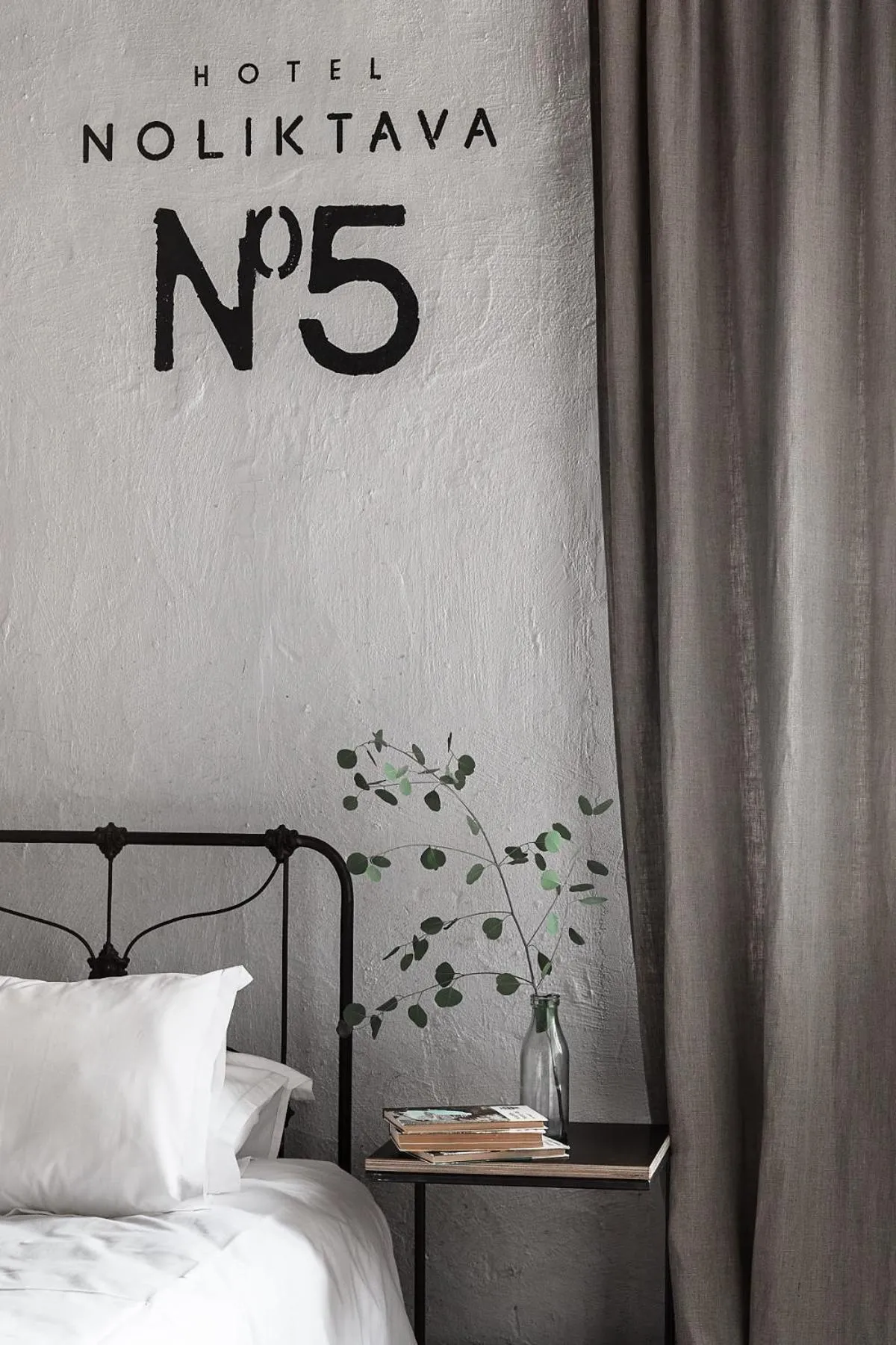 Decorative detail, Bed in Noliktava No 5